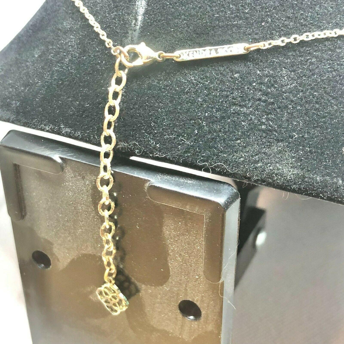 Kendra Scott Silver Tone Necklace with Stone Adjustable