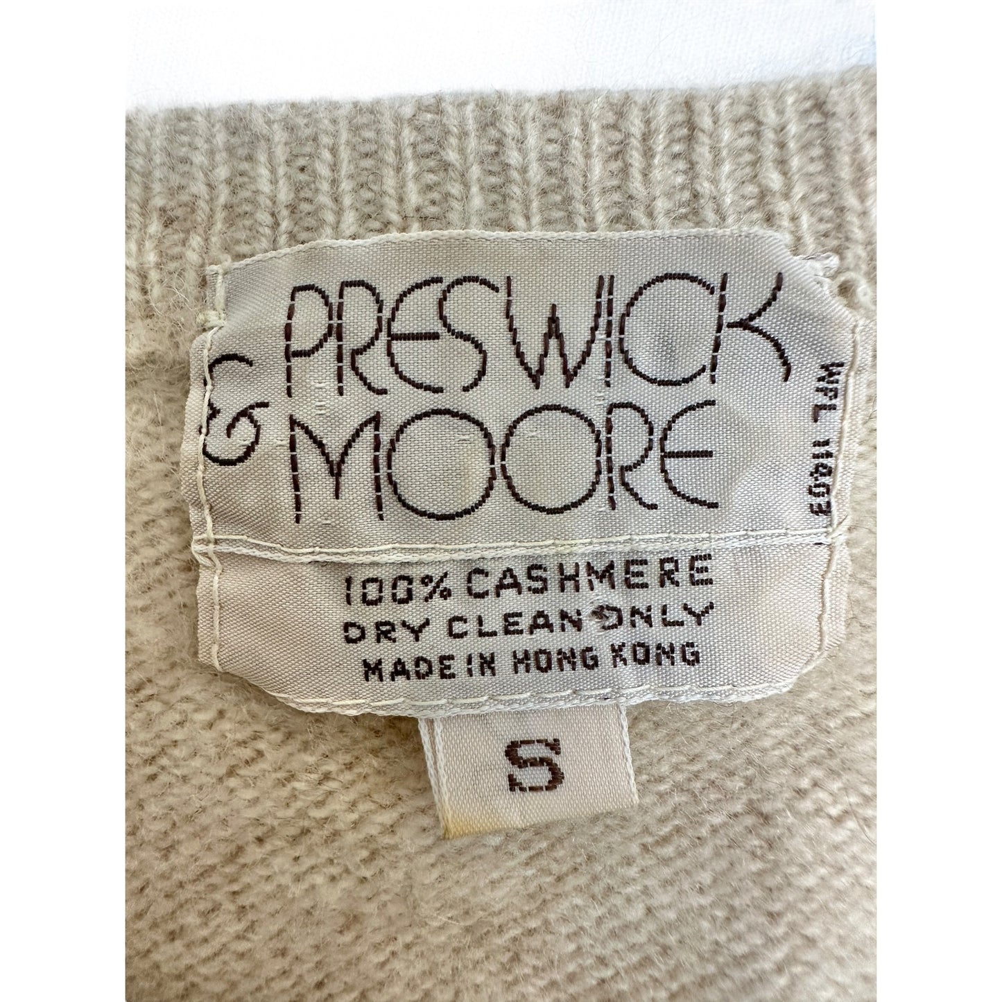 Preswick & Moore Cashmere Sweater Womens Small Camel Vneck Long Sleeve