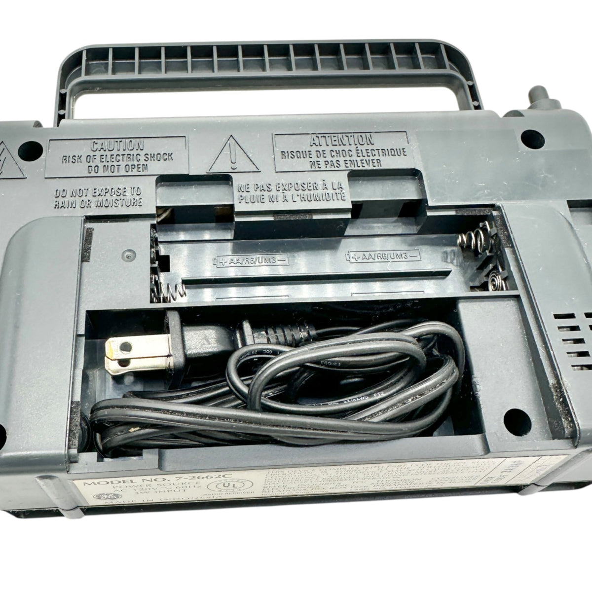 General Electric 72662C FM AM 2 Band Portable Receiver Radio Handle Cord Storage