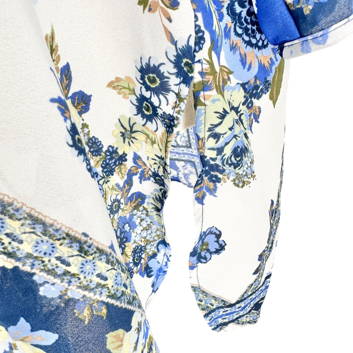 Hope Springs Tunic Top Womens 2XL Blue White Floral 3/4 Sleeve Side Slits EUC