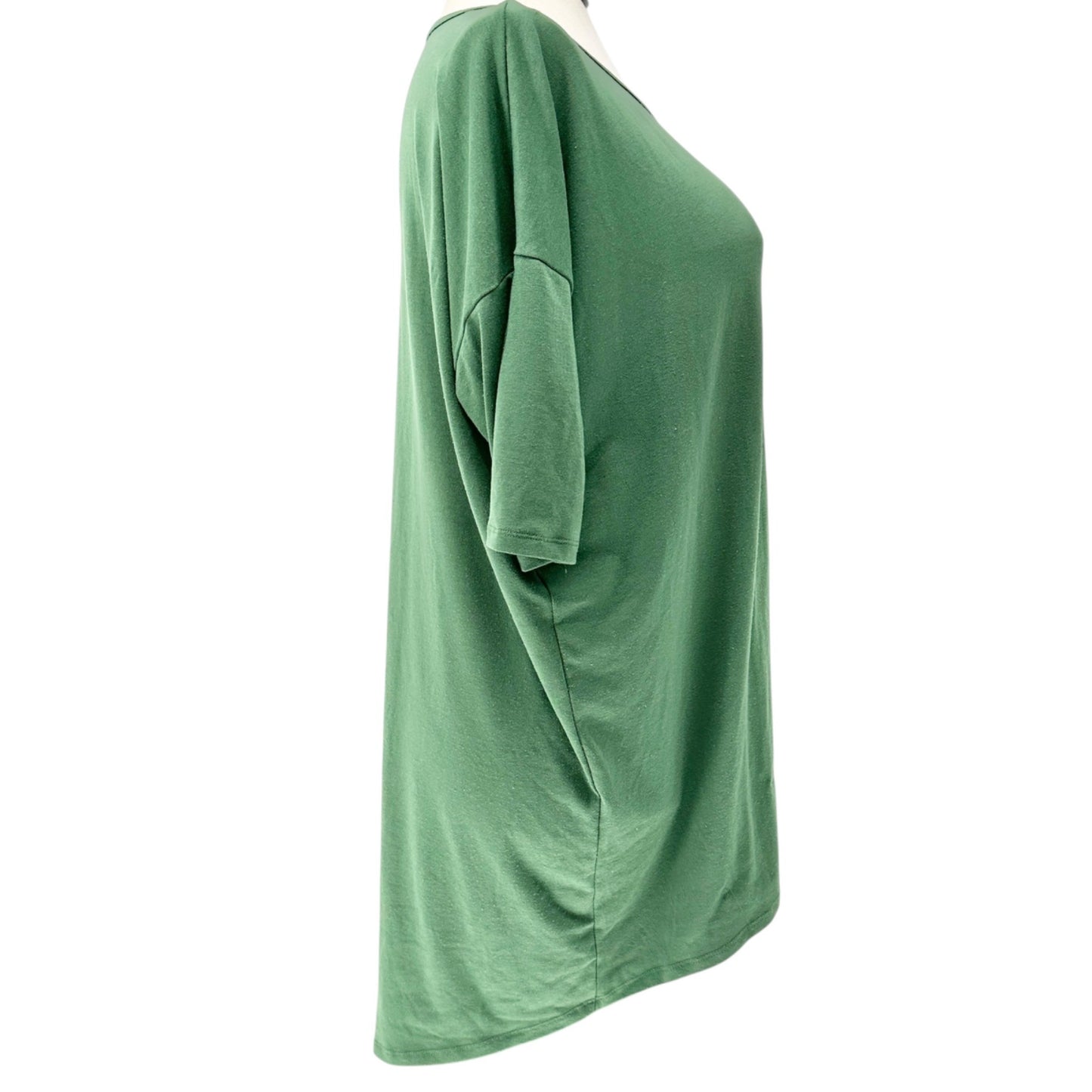 LuLaRoe Irma Top Womens L Green Relaxed Fit SS High-Low Hem Tunic Style Soft