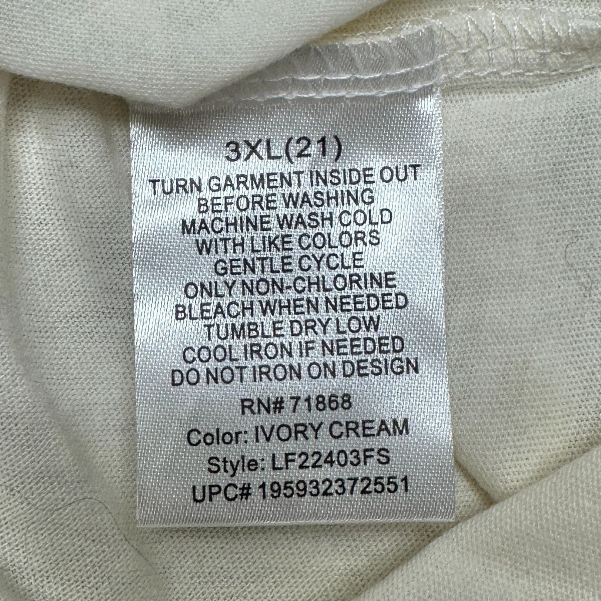 Disney Winnie The Pooh Ivory Cream Graphic T Shirt With Patches 3XL Cotton Blend