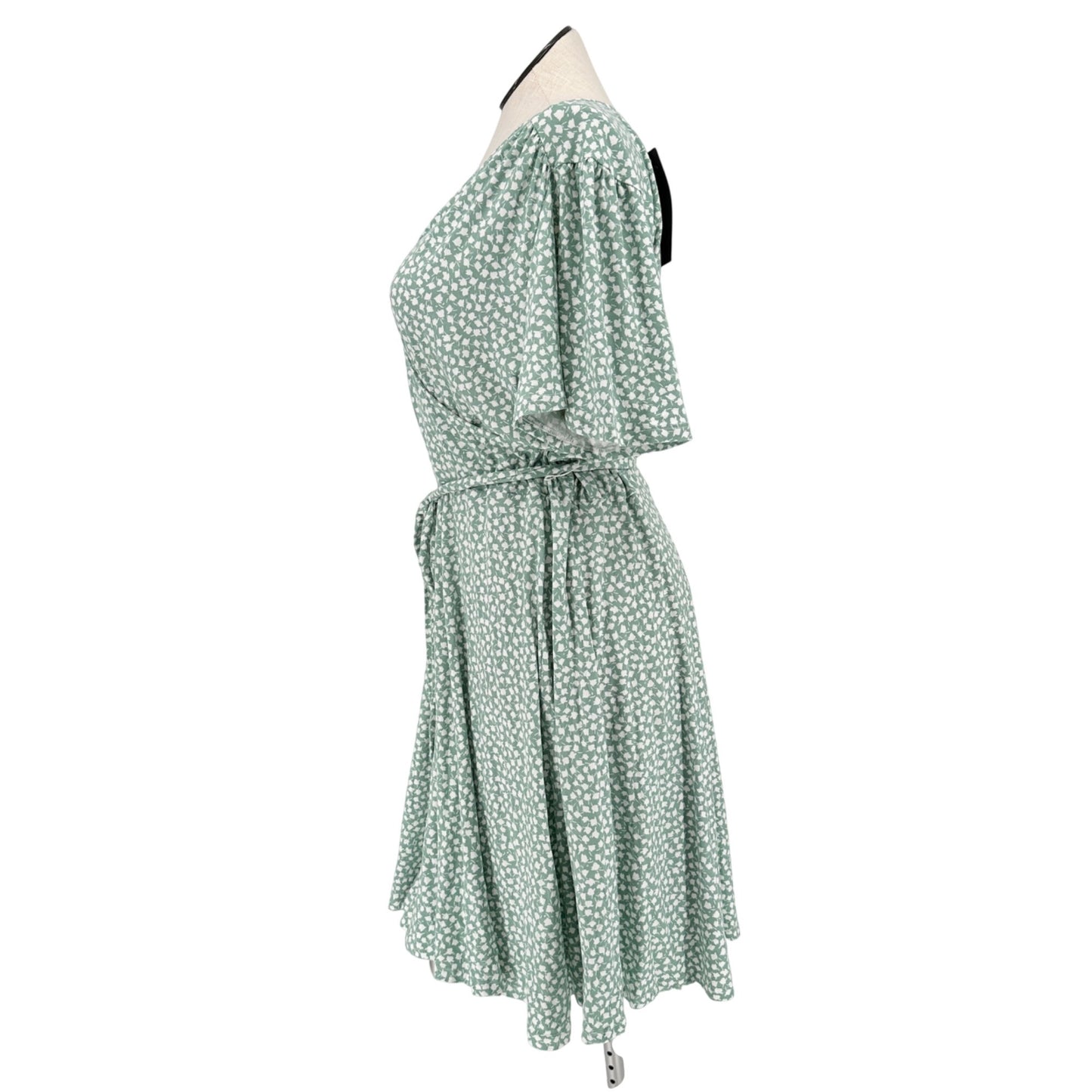 Mikarose Janae Dress 3X Sage Floral Print Waist Tie Short Sleeves Poly Blend NWT