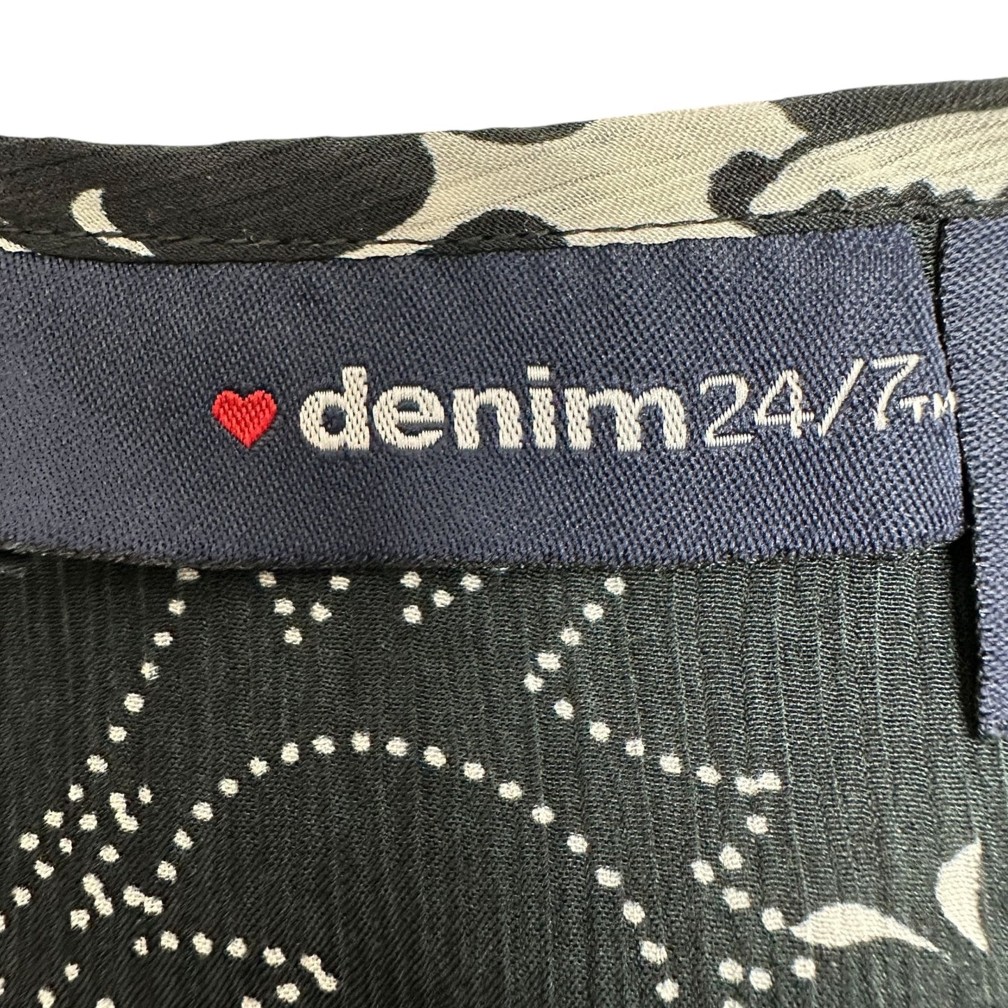 Denim 24/7 Tunic Top Womens 26W Floral Print 3/4 Sleeves Black White Pink Light