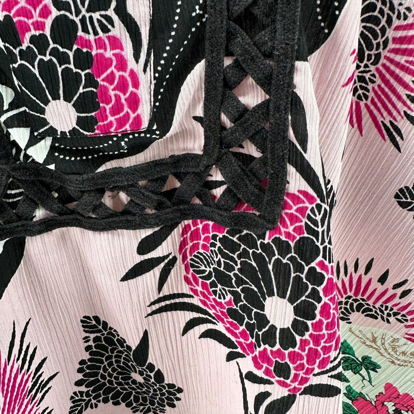 Denim 24/7 Tunic Top Womens 26W Floral Print 3/4 Sleeves Black White Pink Light