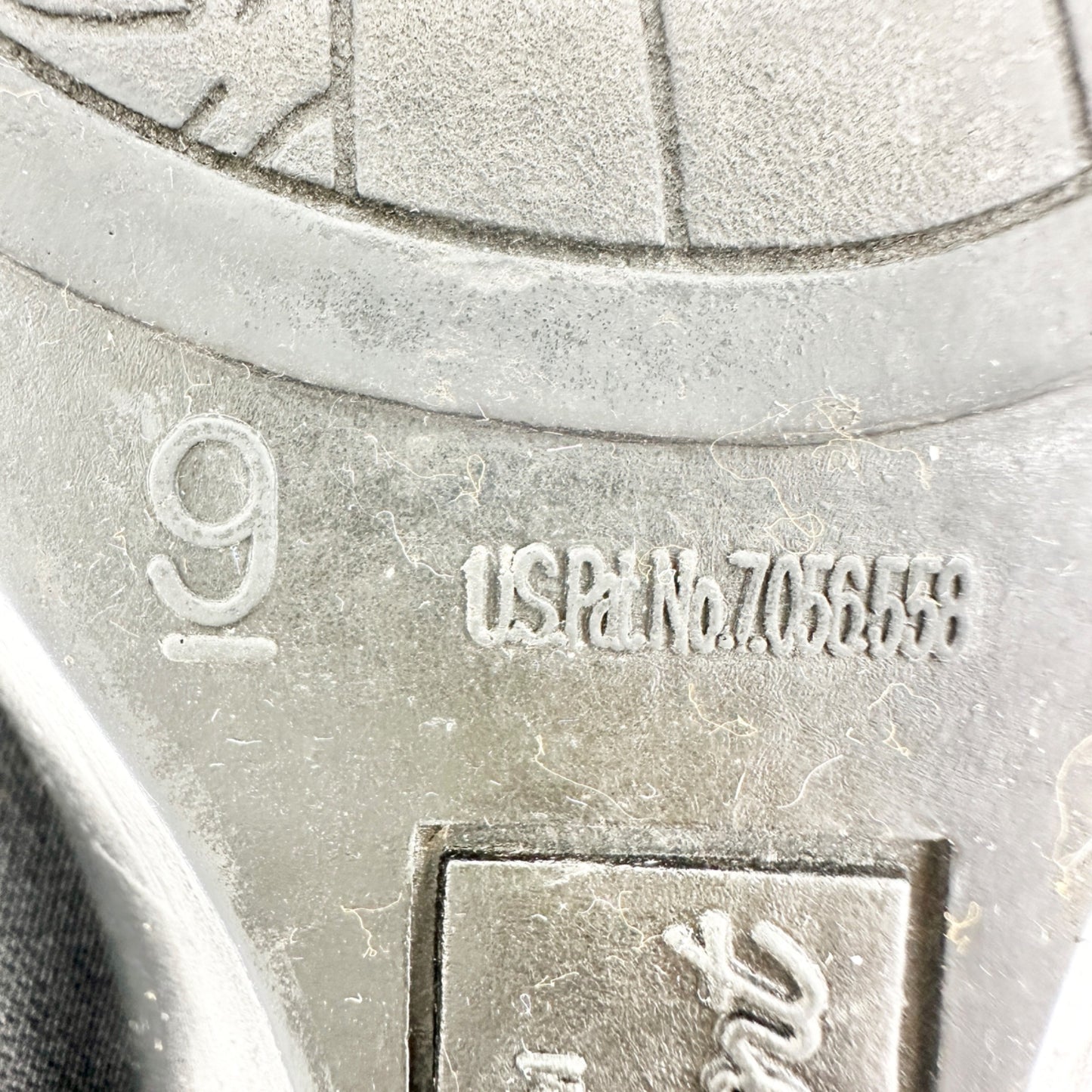 Dexflex Comfort Sandals Size 9 Black 2.5 inch Wedge Heels Studded Straps Slip On