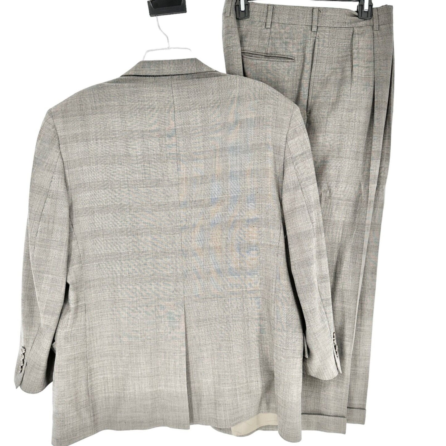 Jos A Banks Traveler's Collection Suit Men's Gray Jacket and Slacks EUC