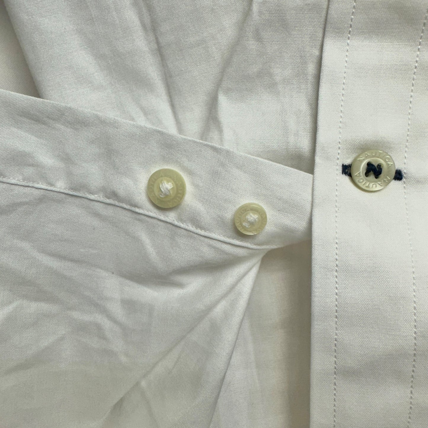 Nautica Button Down Shirt Mens L Classic Fit Stretch Cotton Blend Long Sleeves