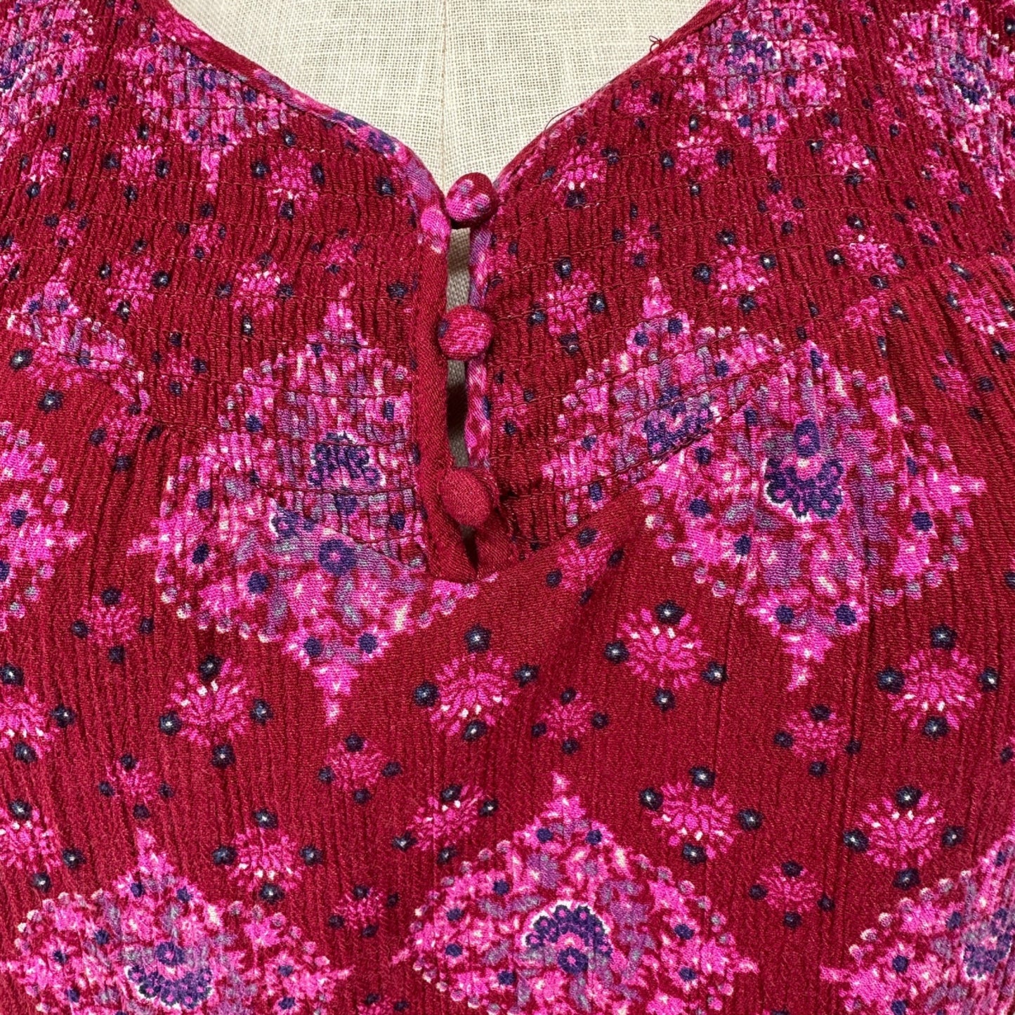 Magnolia Grace Top Womens 2X Sleeveless Floral Print Red Pink Rayon