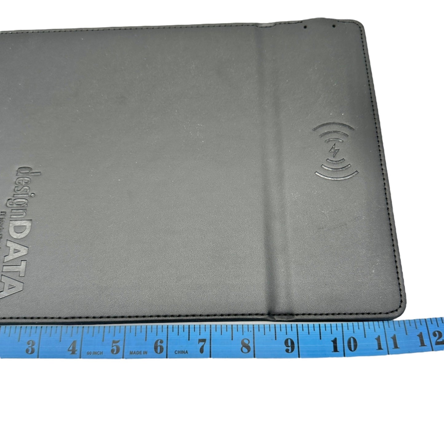 Accord Mouse Pad With Kickstand and Wireless Charger 11.5x9.5 Black