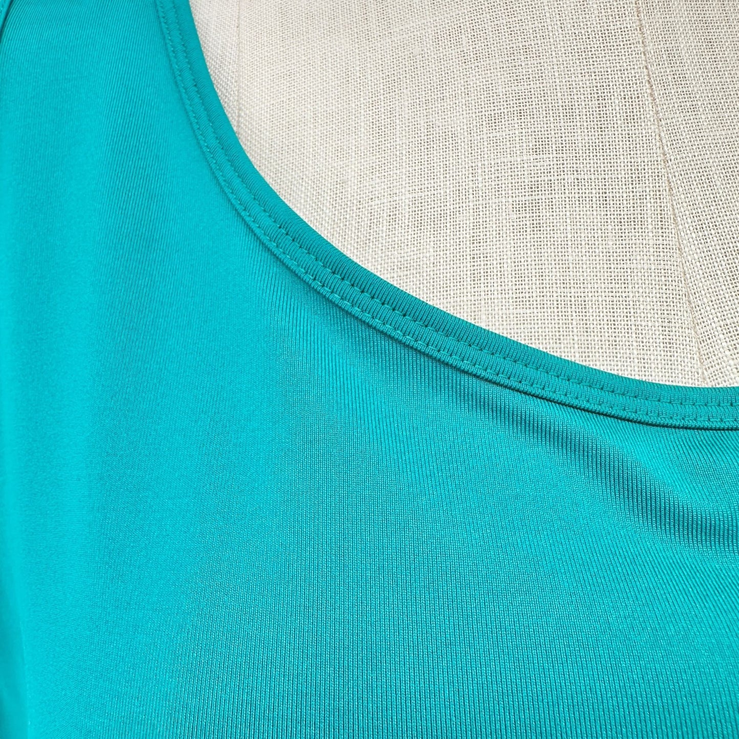 Maggie Barnes Tank Top Womens 4X 30/32W Teal Green Sleeveless Scoop Neck