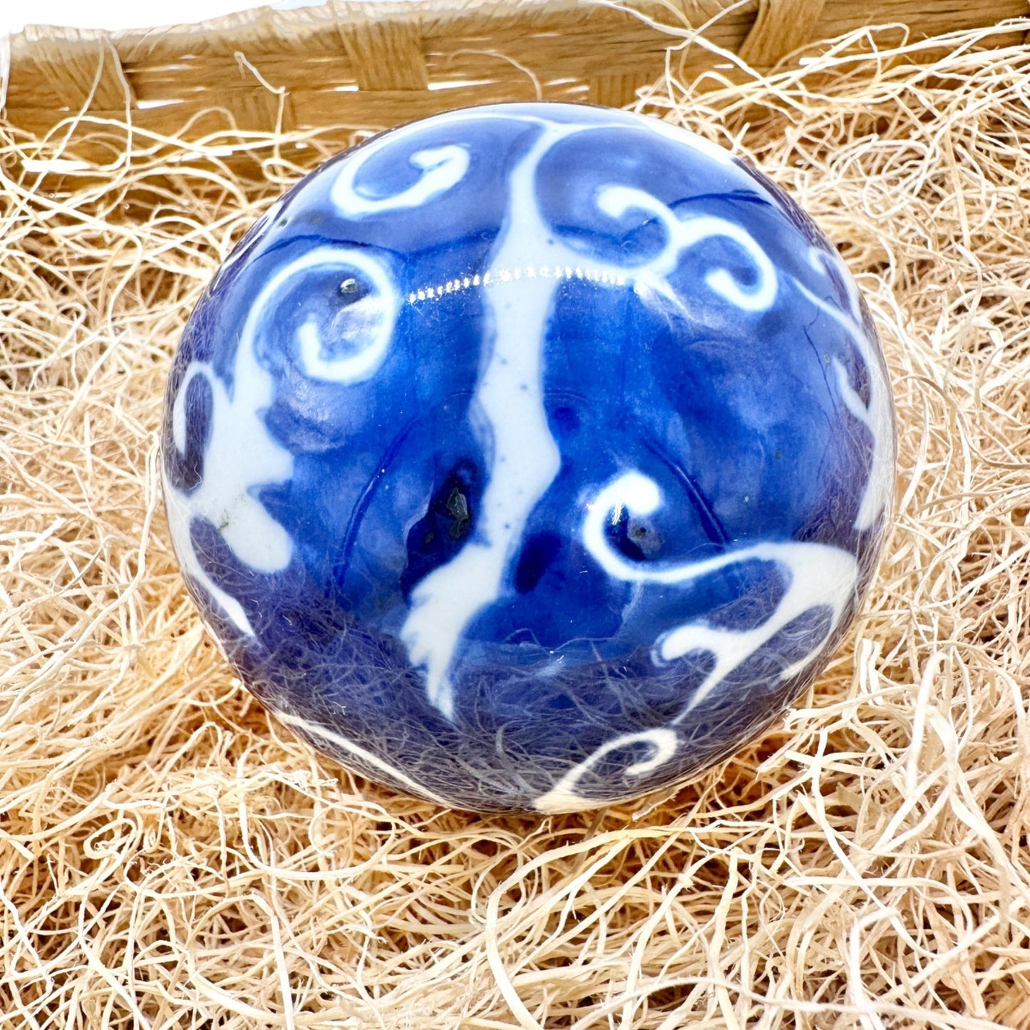 Set Of 6 Blue and White Porcelain Decorative Orbs and Egg Floral Design NO BOX