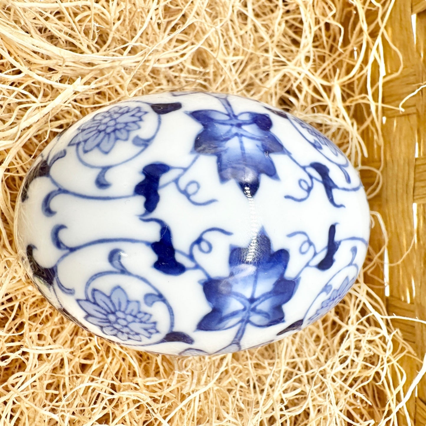 Set Of 6 Blue and White Porcelain Decorative Orbs and Egg Floral Design NO BOX