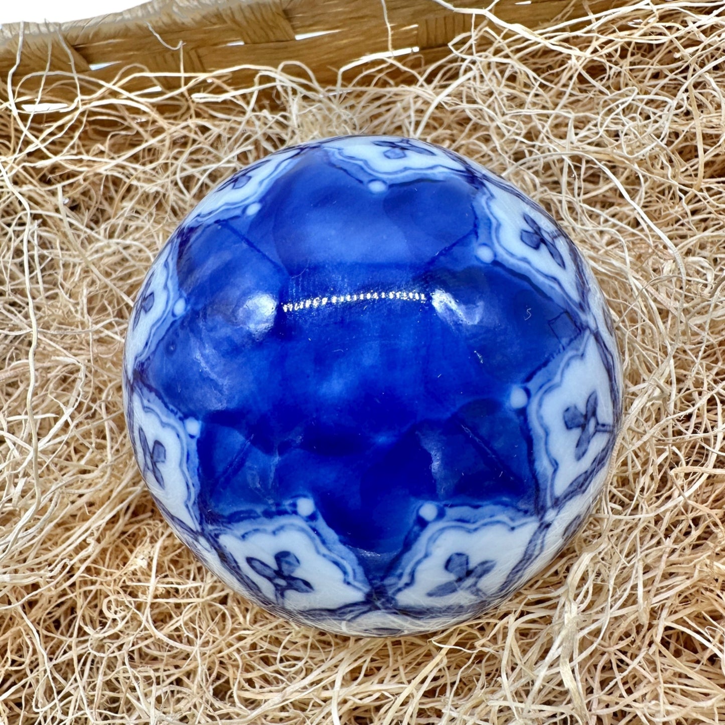 Set Of 6 Blue and White Porcelain Decorative Orbs and Egg Floral Design NO BOX