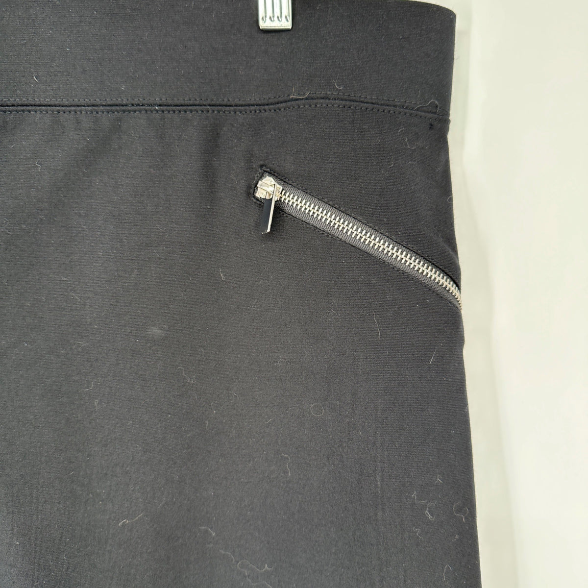 Bebe Black Stretch Pants 1X Front and Ankle Zipper Accents Comfort Rayon Blend