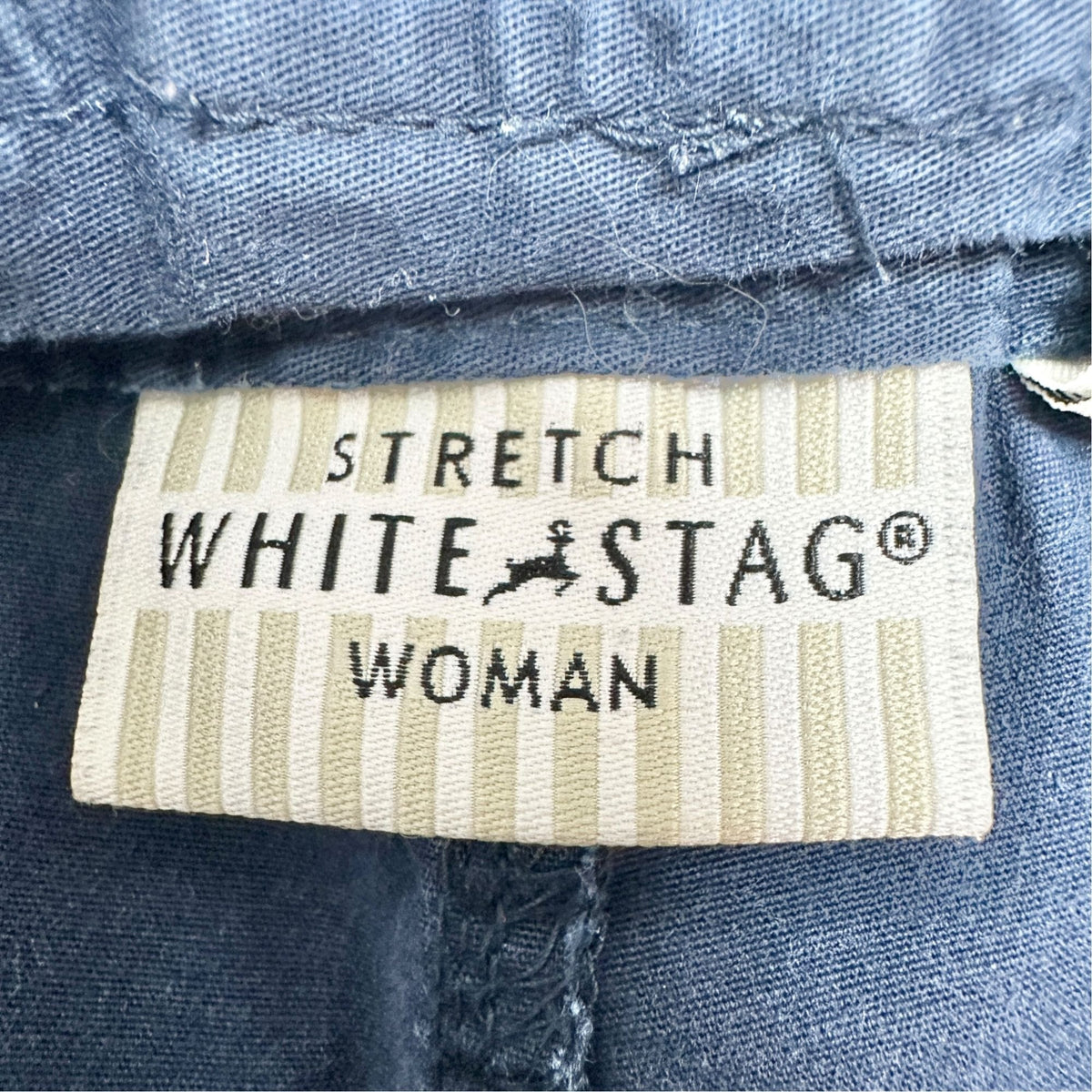 Stretch White Stag Womens Capri Pants 22W Navy Blue Elastic Waist Button Details