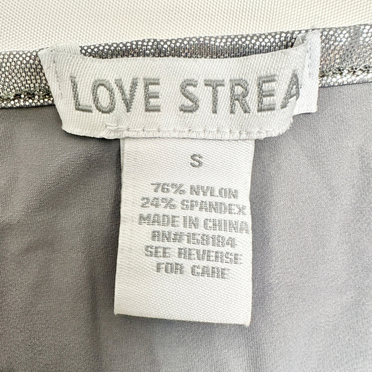 Love Streak Fitted Top Womens Size S Metallic Silver Short Sleeve Shiny Silky