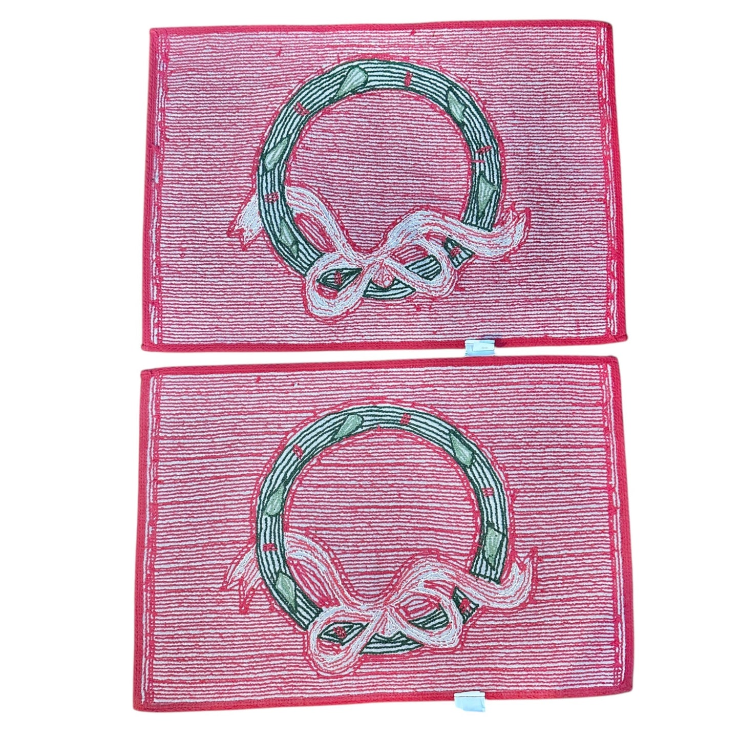 Threshold Bath Mats Throw Rugs Pair Christmas Wreath Design 26x18 Red and Green