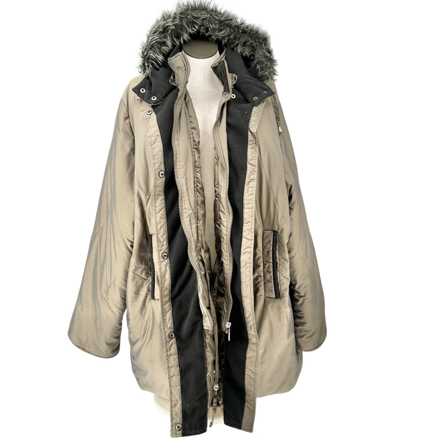 Weather Solutions Winter Coat Womens 3X Gray Puffer w/ Faux Fur Removable Hood