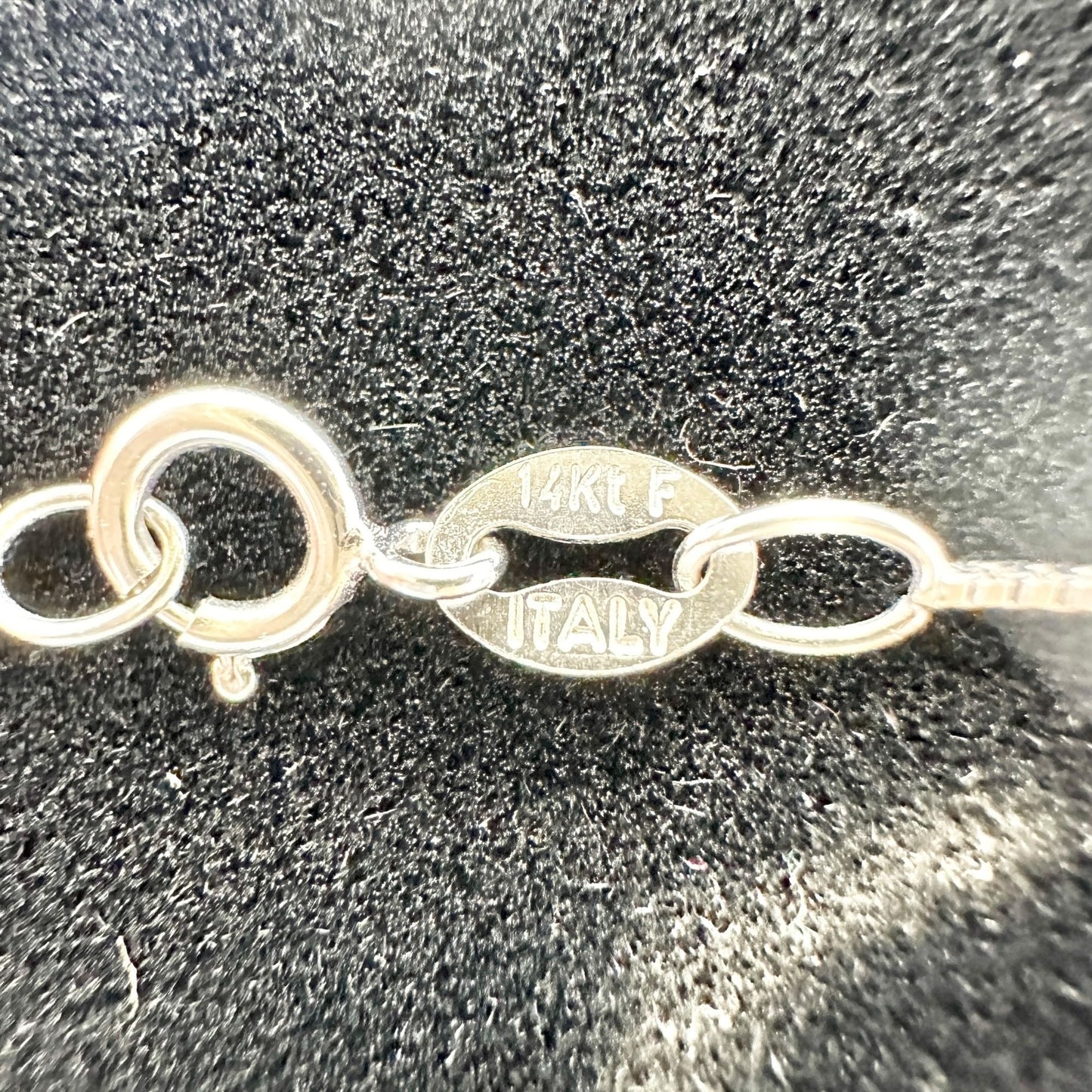 Zales Necklace 14kt White Gold Blue Sapphire and Diamonds Pendant 18 inch in Box