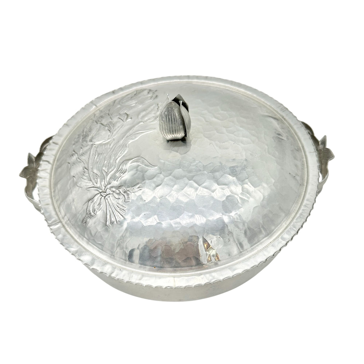 Vintage Covered Dish Hand-Hammered Aluminum Tulip Pattern Lid Handles 8.5 inch