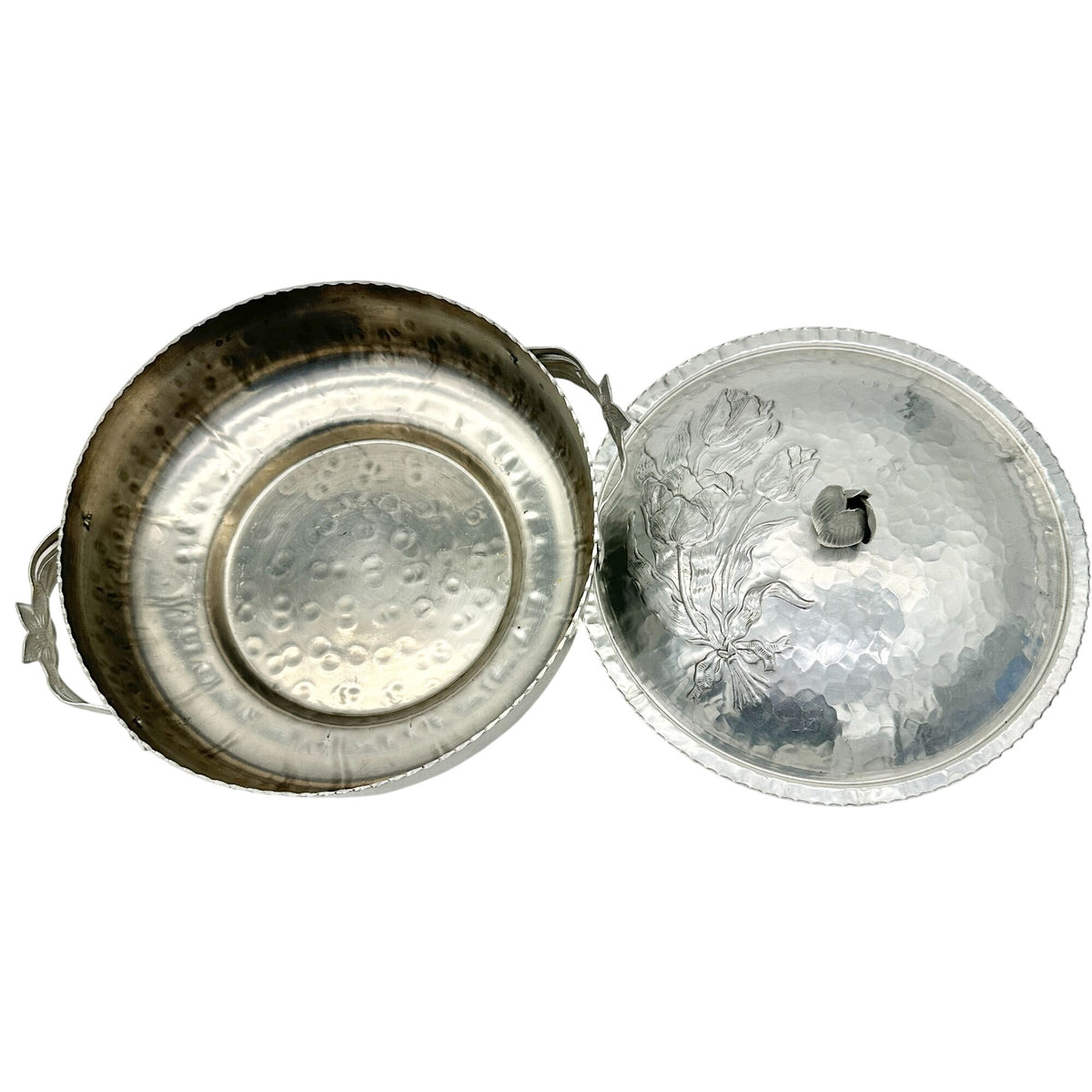 Vintage Covered Dish Hand-Hammered Aluminum Tulip Pattern Lid Handles 8.5 inch