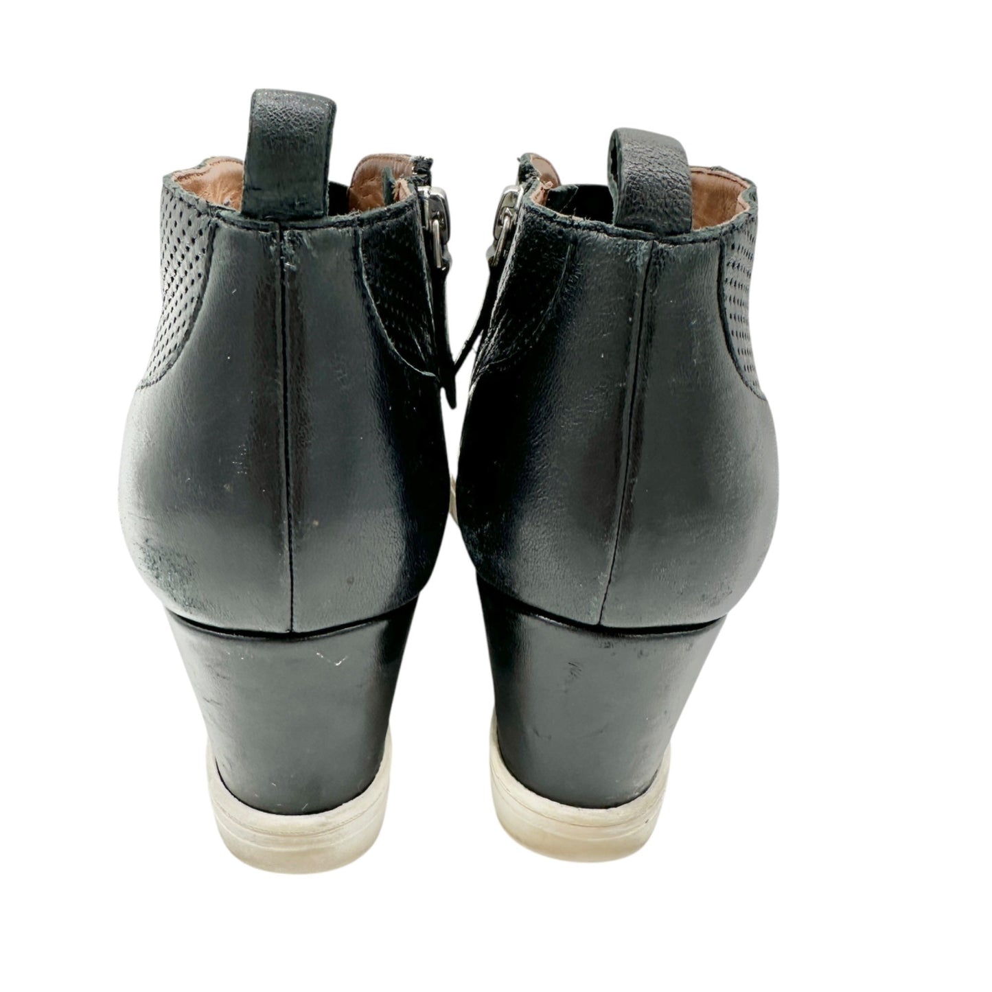 Linea Paolo Wedge Sneaker Womens Size 8M Black Perforated Leather Side Zip