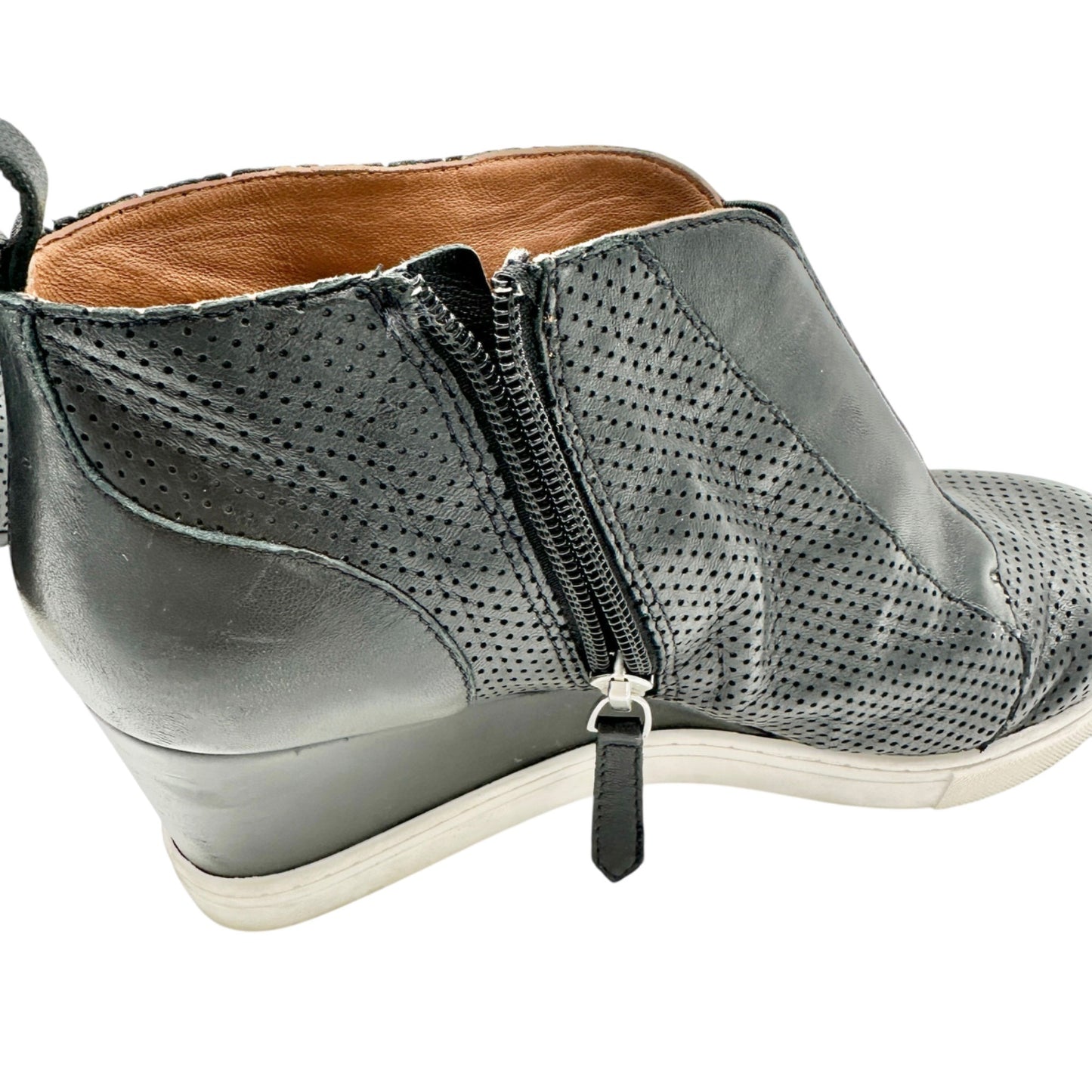 Linea Paolo Wedge Sneaker Womens Size 8M Black Perforated Leather Side Zip