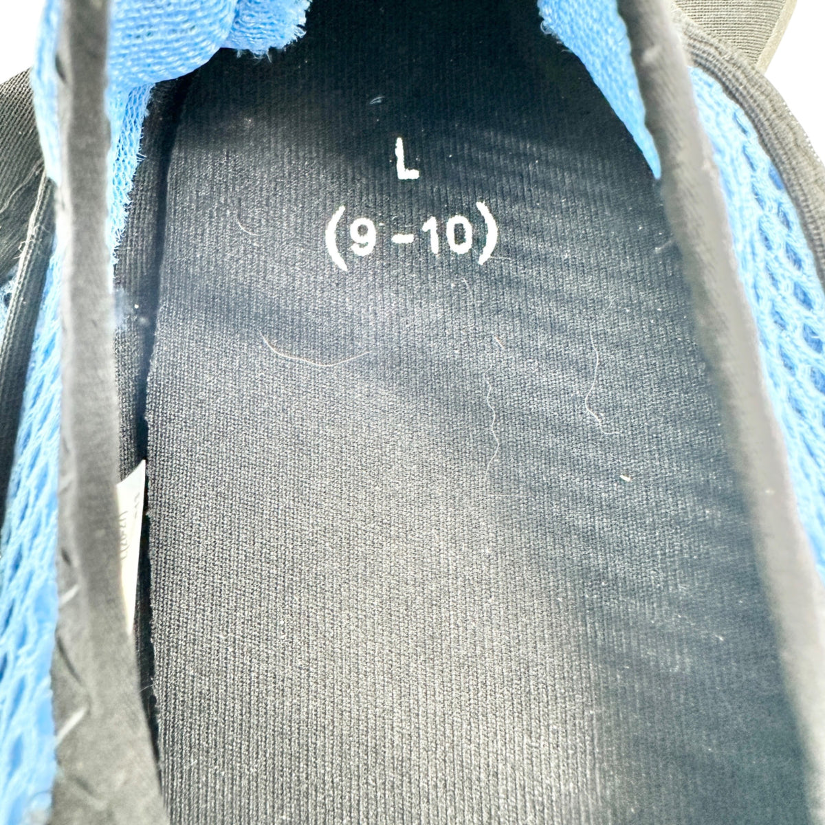 Ladies Aqua Sock L 9-10 Black Blue Lightweight Comfortable Slip-On Design NWT