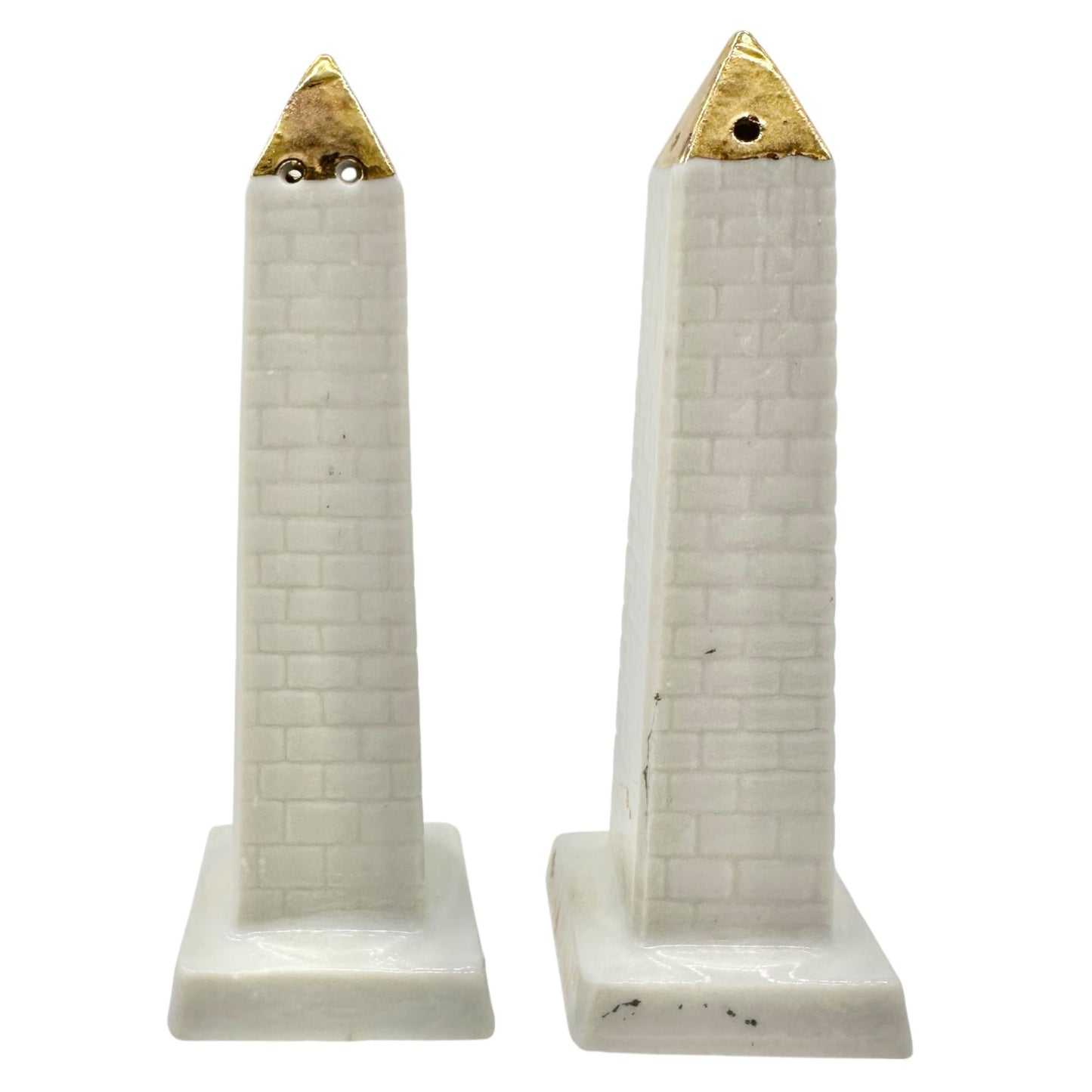 Vintage Ceramic Bunker Hill Monument Salt and Pepper Shakers Japan Gold Accents