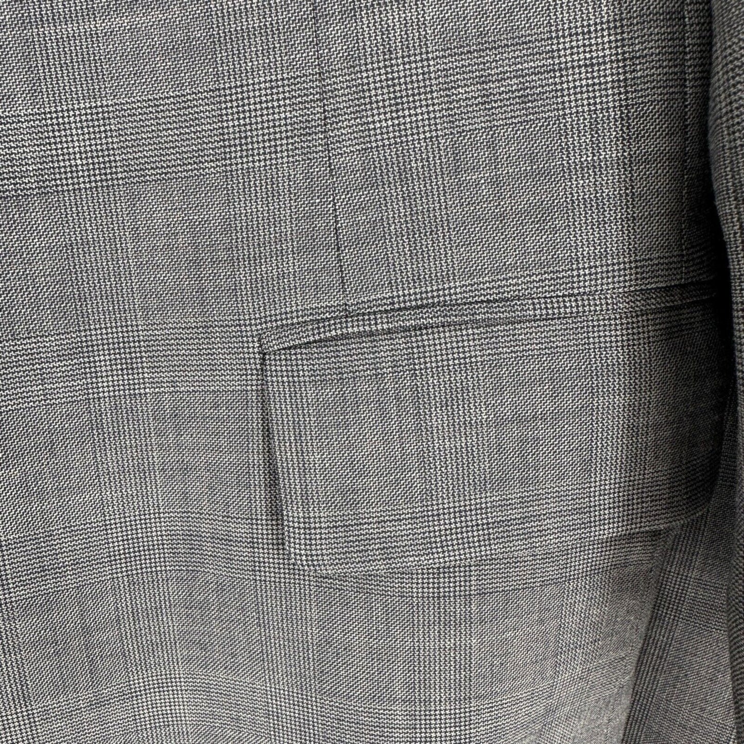 Jos A Banks Traveler's Collection Suit Men's Gray Jacket and Slacks EUC