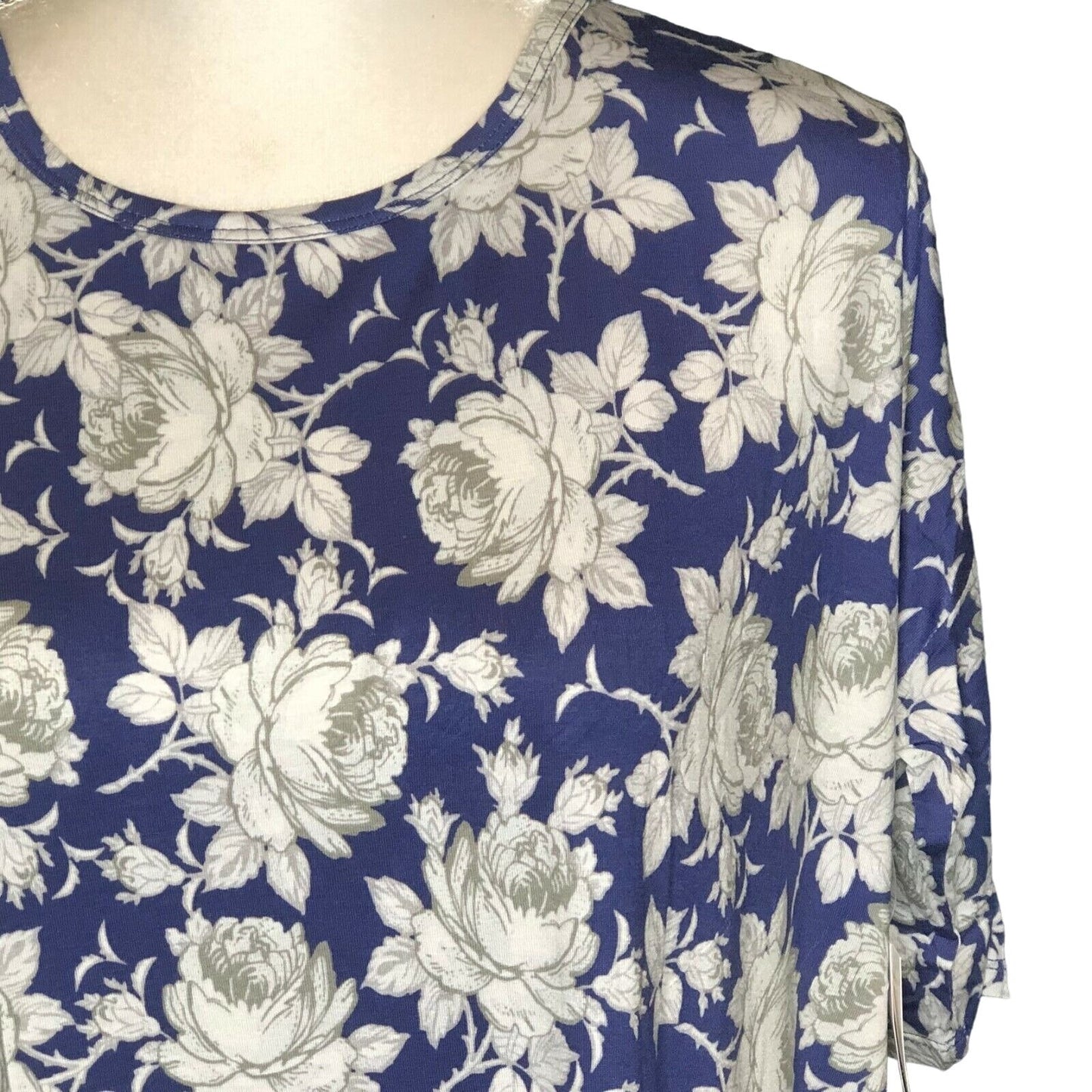 LuLaRoe RETIRED Irma Women's XS Blue with White Flowers mid-length sleeves NWT