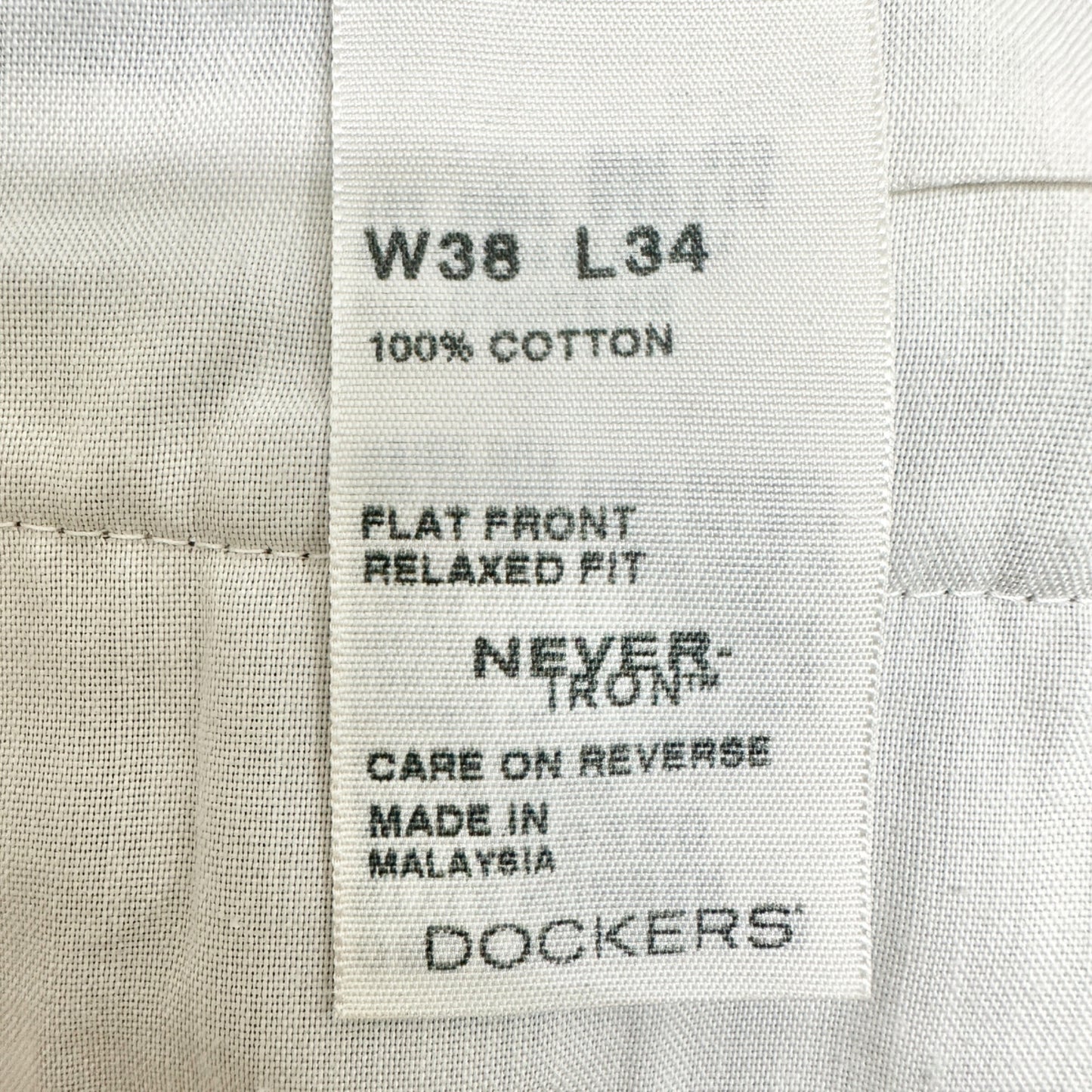 Dockers Premium Mens Relaxed Fit Khaki Pants W38 L34 Flat Front Cotton No Iron