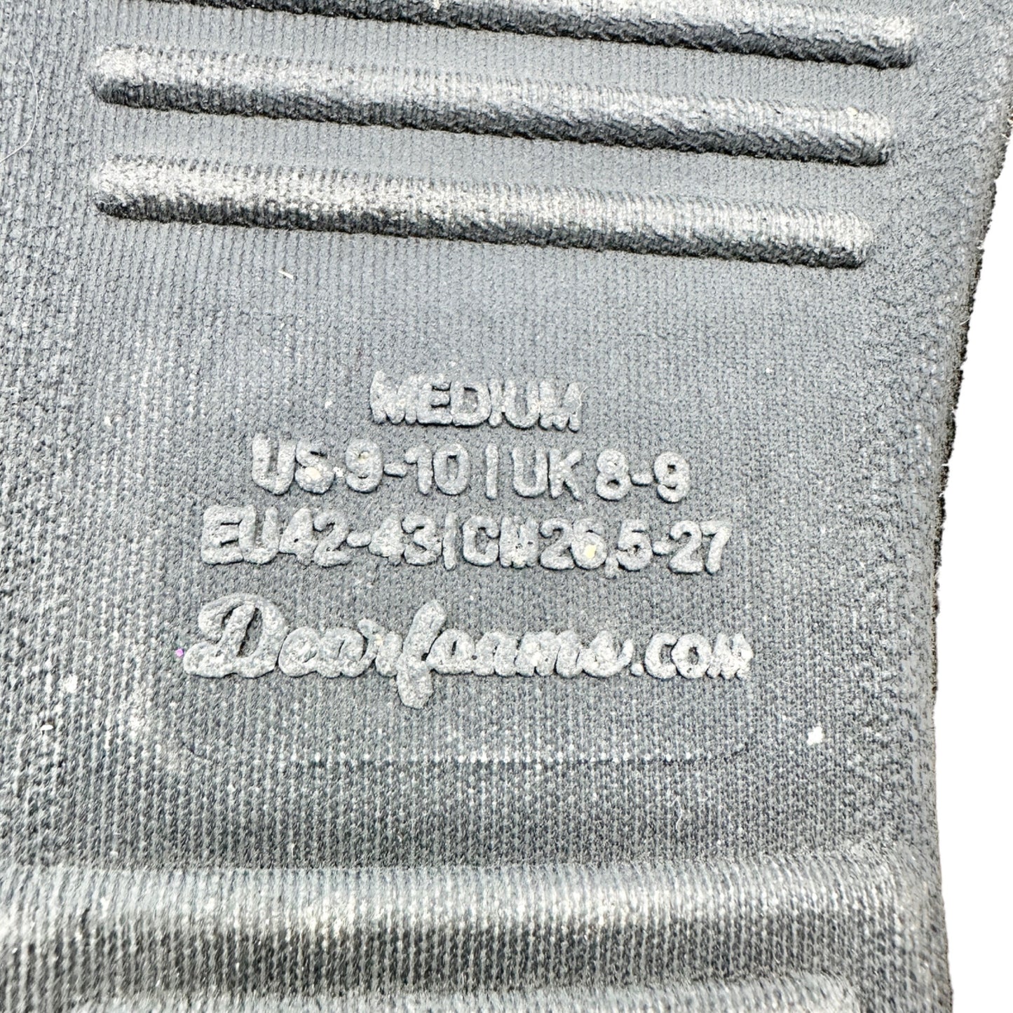 Dearforms Cozy Comfort Slippers CHILL OUT Med US 9-10 Red Black Plaid Inside