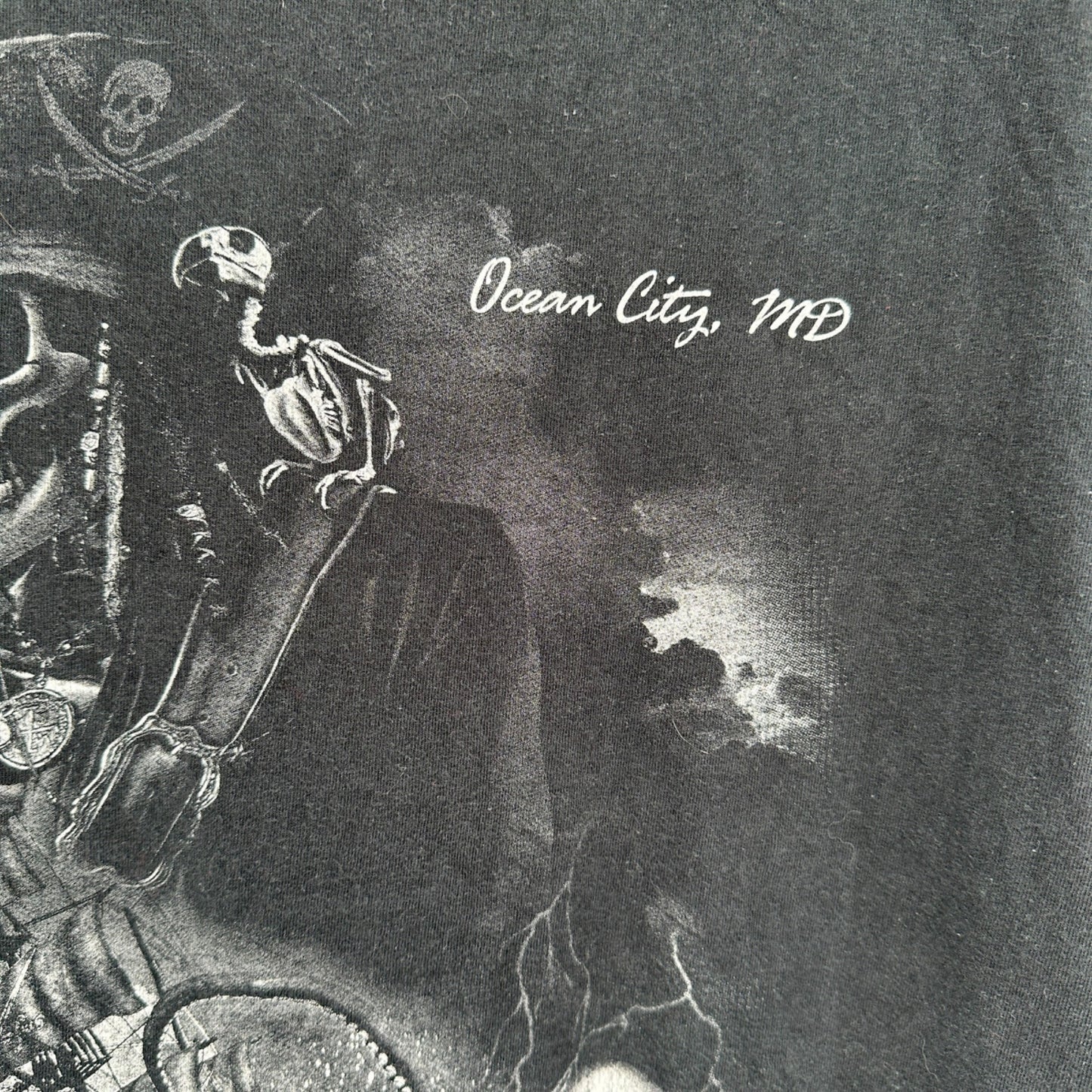 Gildan Heavy Cotton T-Shirt XL Black Pirate Skull Graphic Ocean City MD