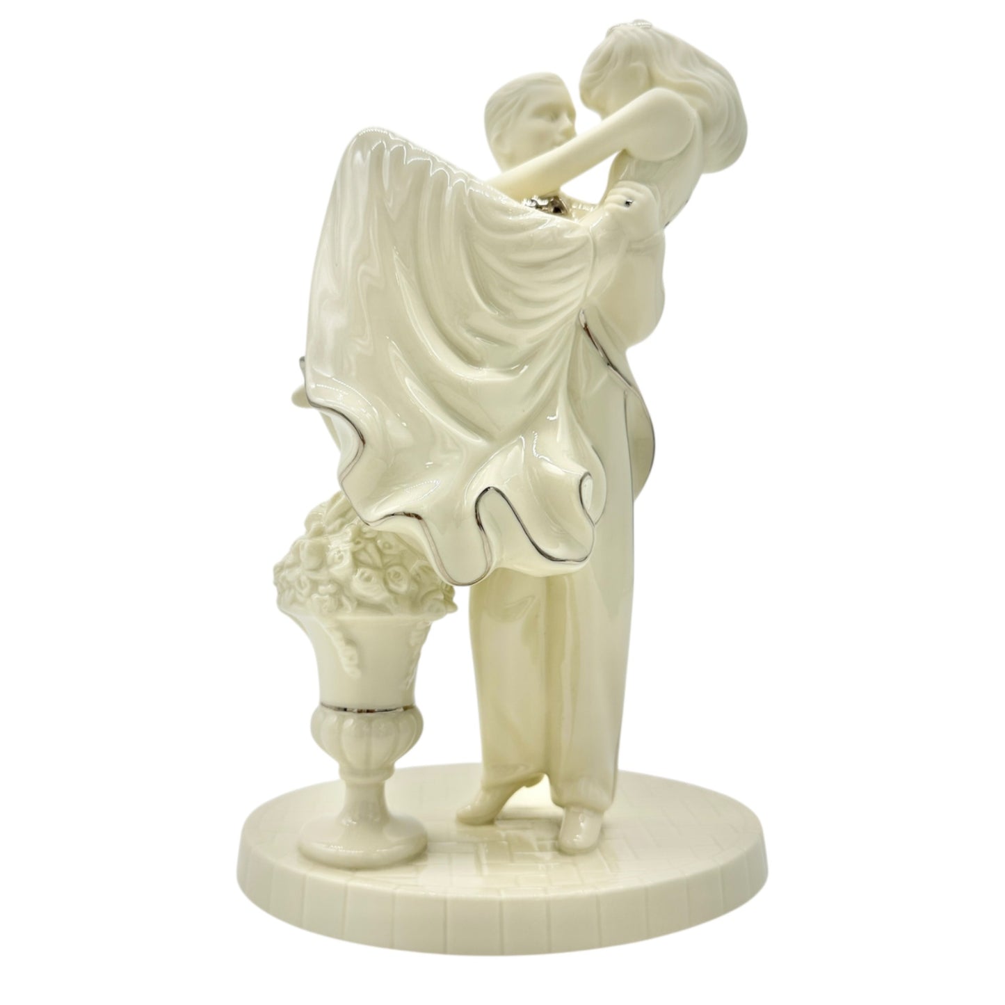Lenox SWEPT AWAY Wedding Promises Collection Porcelain Figurine Bride and Groom