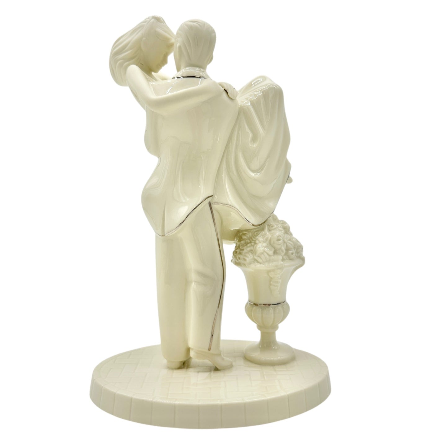 Lenox SWEPT AWAY Wedding Promises Collection Porcelain Figurine Bride and Groom