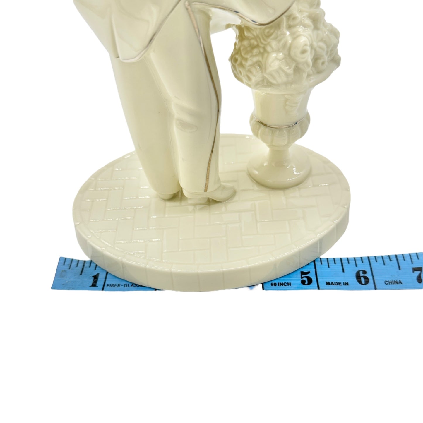 Lenox SWEPT AWAY Wedding Promises Collection Porcelain Figurine Bride and Groom