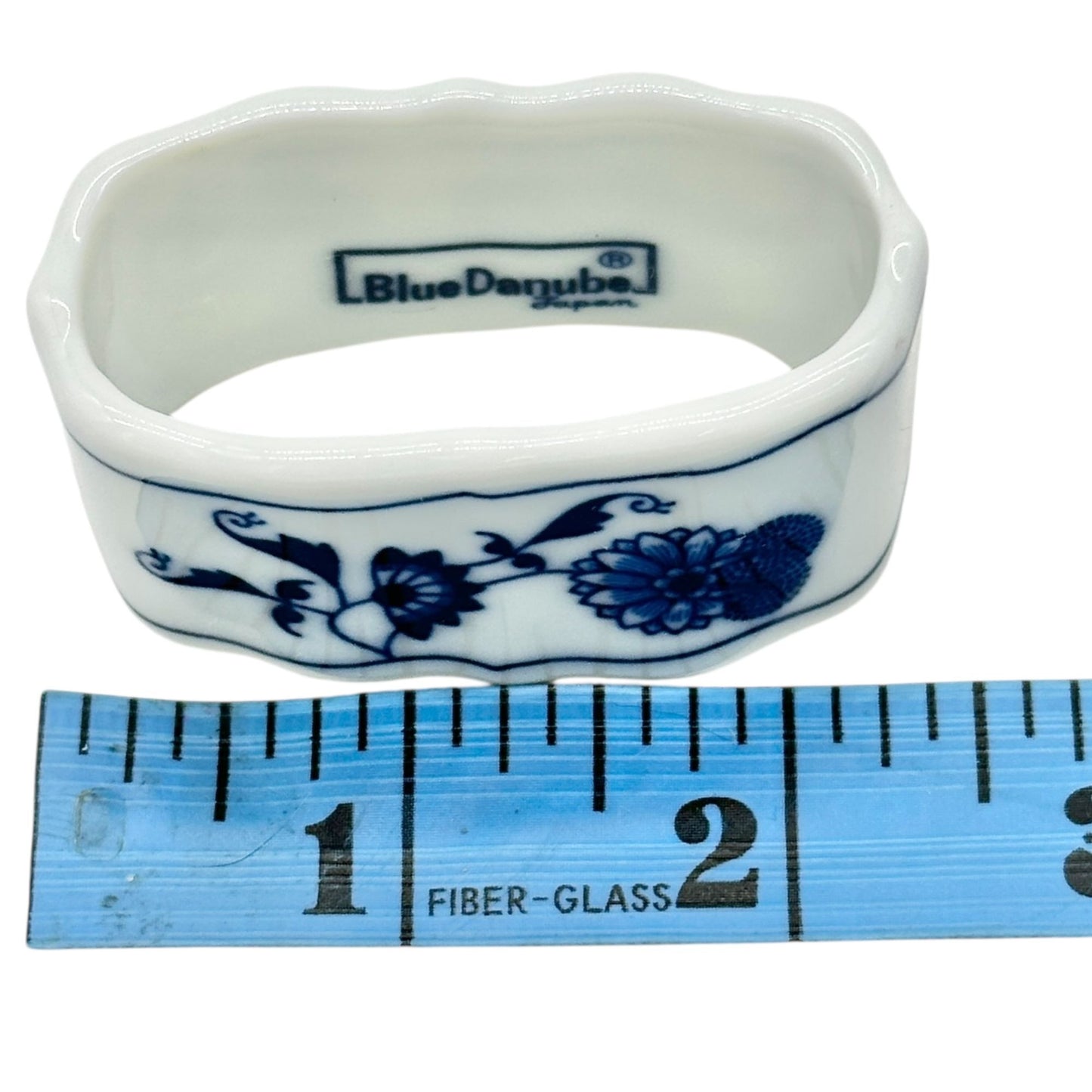 Set Of 4 Blue Danube Porcelain Napkin Rings With Floral Design Blue White 2.5x1