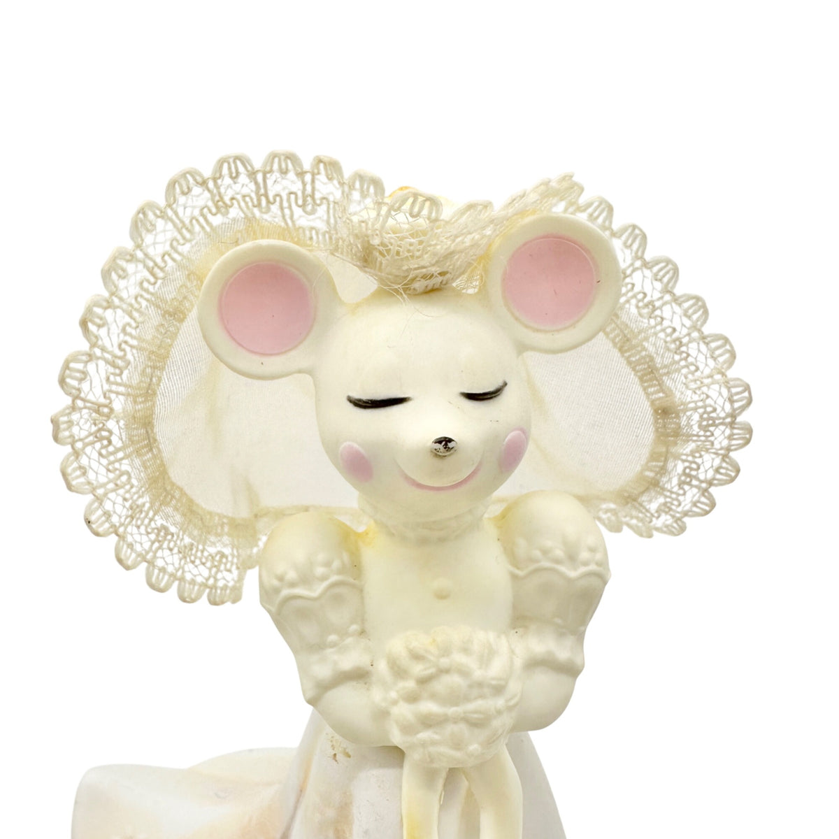 Avon Church Bride Mouse Decanter With Delicate Daisies Cologne Vtg Collectible