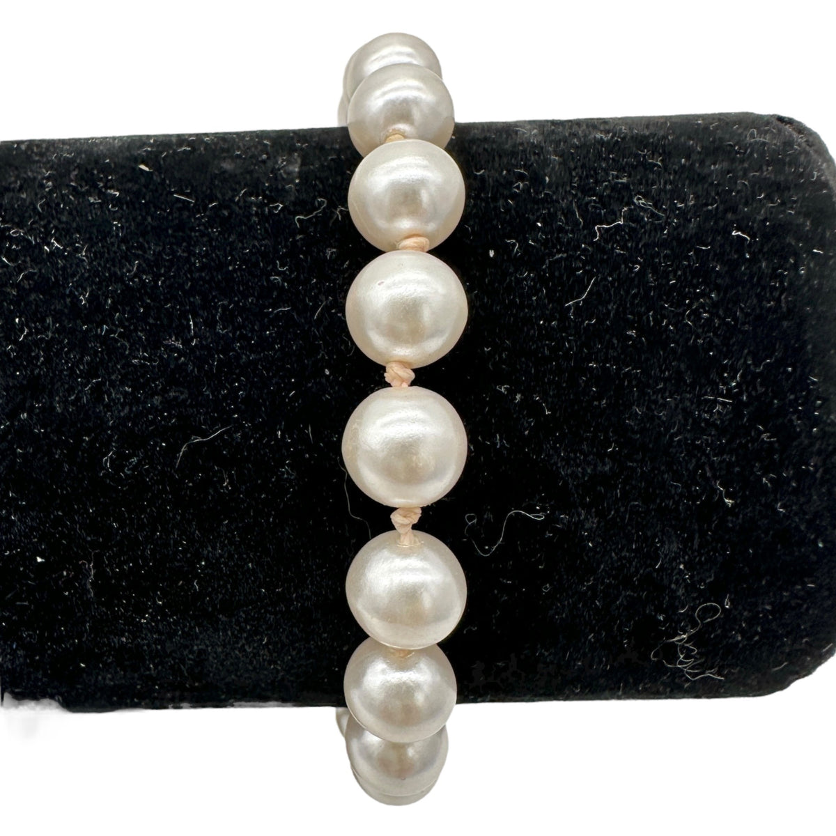 Cultured Faux Pearl Bracelet With Gold-Tone Clasp Individually Knotted 7.5 inch