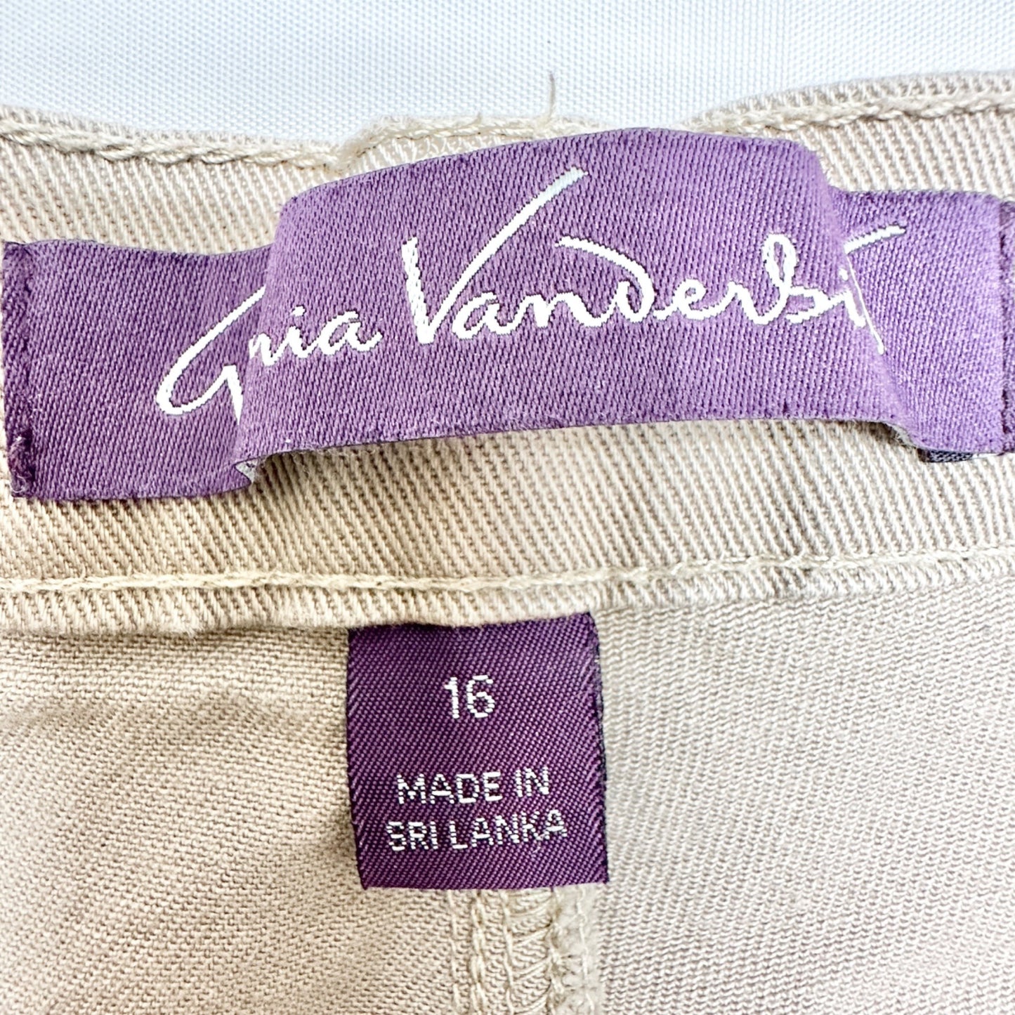 Gloria Vanderbilt Jeans Capris Womens Size 16 Long Cotton/Spandex Blend Missy