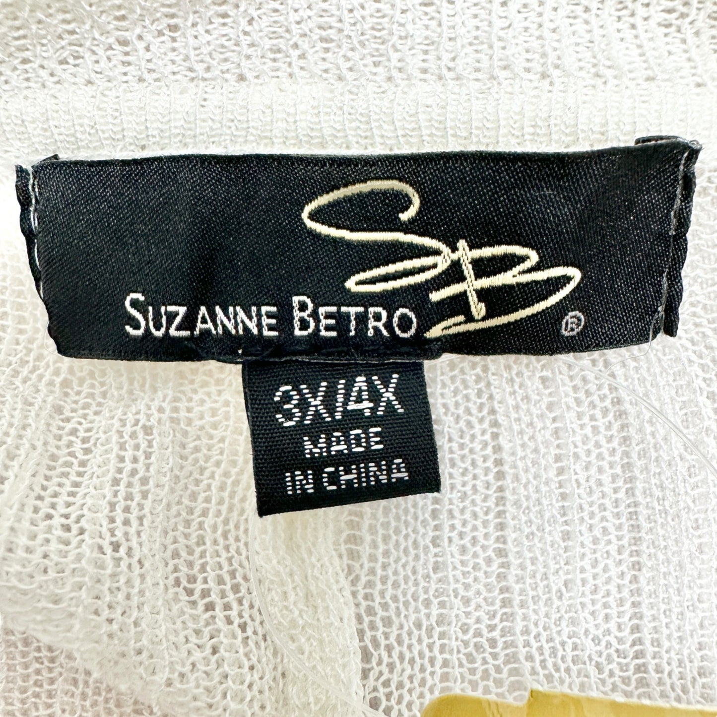 Suzanne Betro Drape Front Cardigan 3X/4X White Lightweight Knit Stretchable NWT