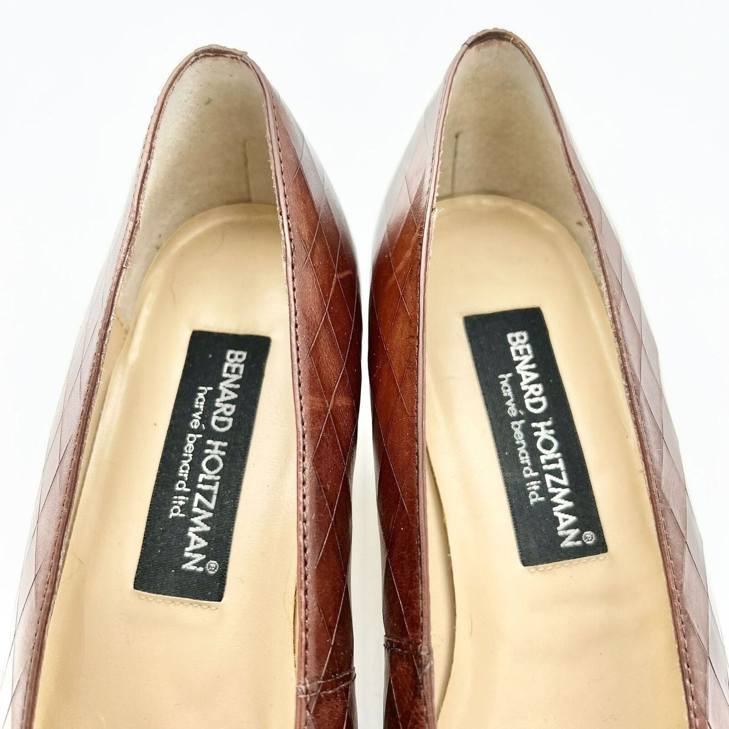 Benard Holtzman Pumps Brown 8M 2 inch Heel Diamond Pattern