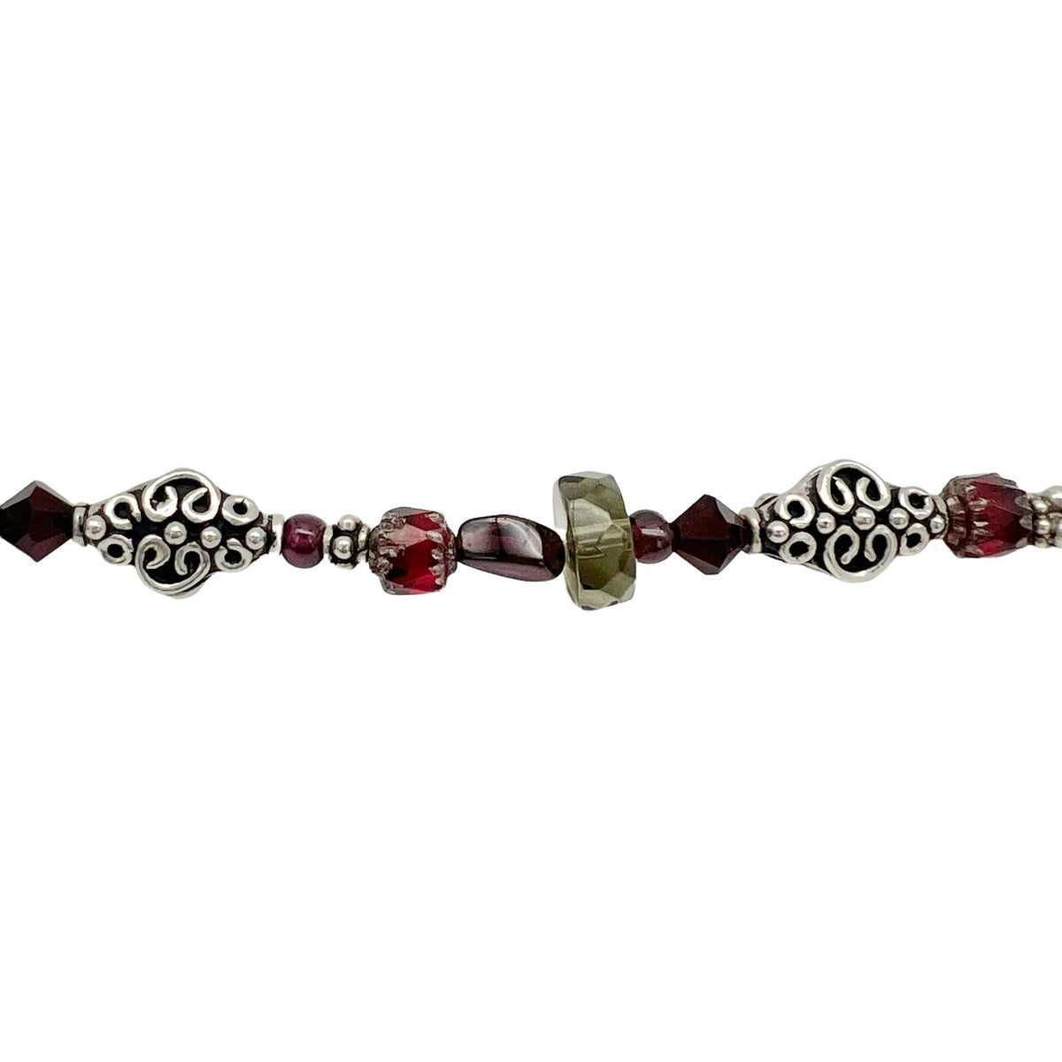 Bracelet Womens 7 in Silver Red Green Bead Toggle Closure