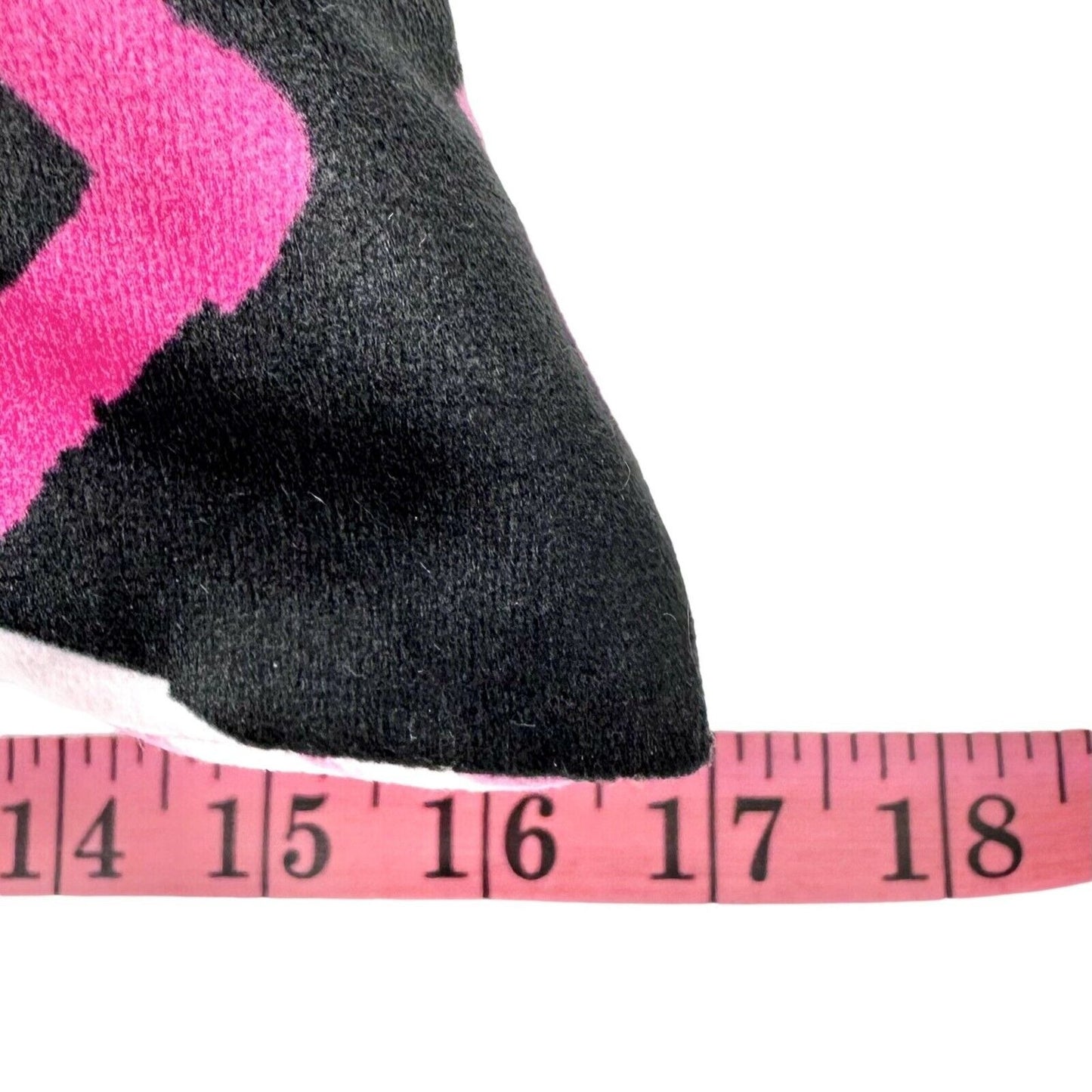 Valentines Day Pillow 17 inch Black Reds Pink White Hearts Sayings XOXO EUC