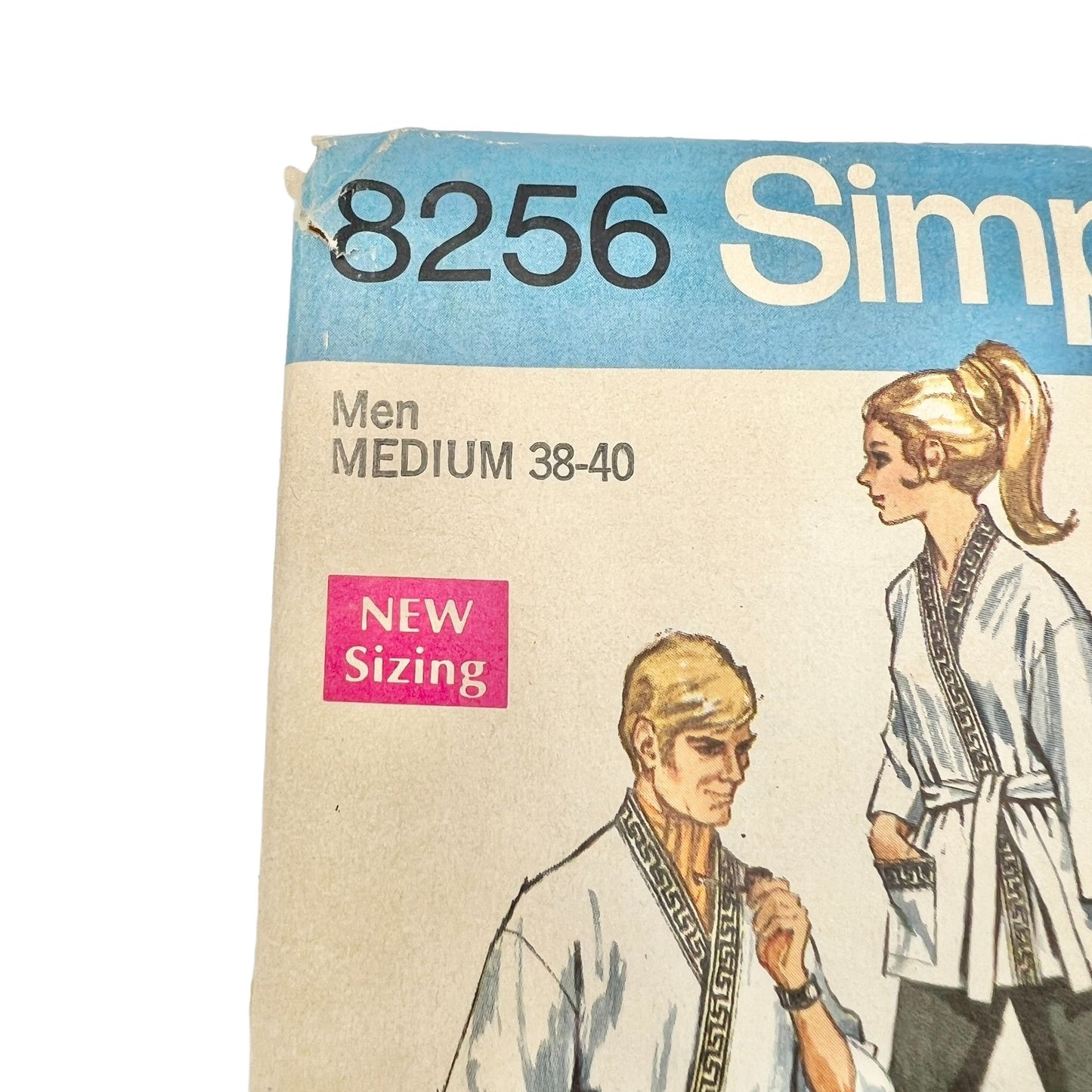Simplicity Jiffy Pattern 8256 Mens Robe Medium 38-40 Pattern has been cut