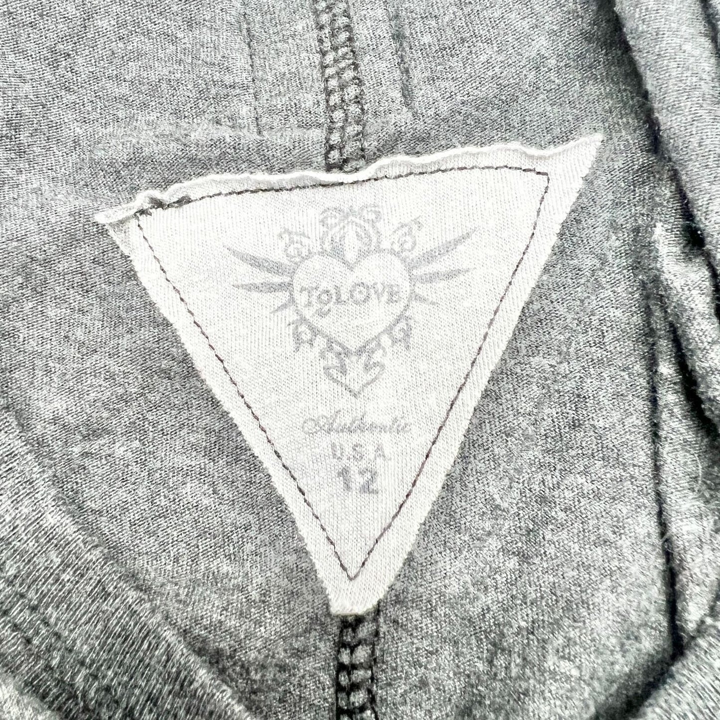 To Love Womens 12 Short Sleeve Gray Cut Off Shirt Black Lace Shoulders