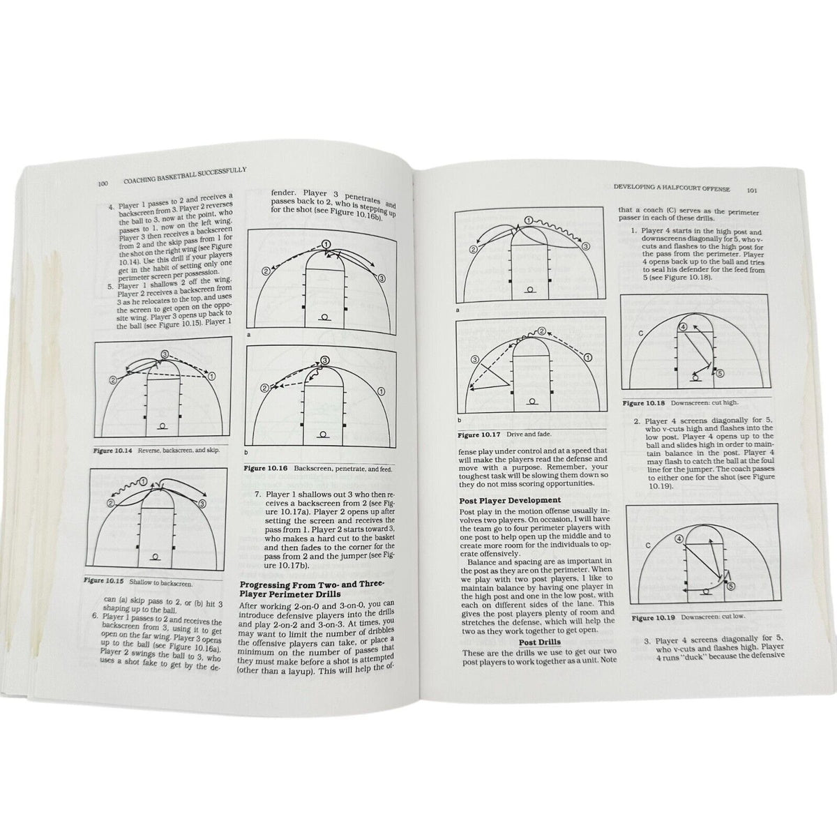Coaching Basketball Successfully by Morgan Wootten with Dave Gilbert