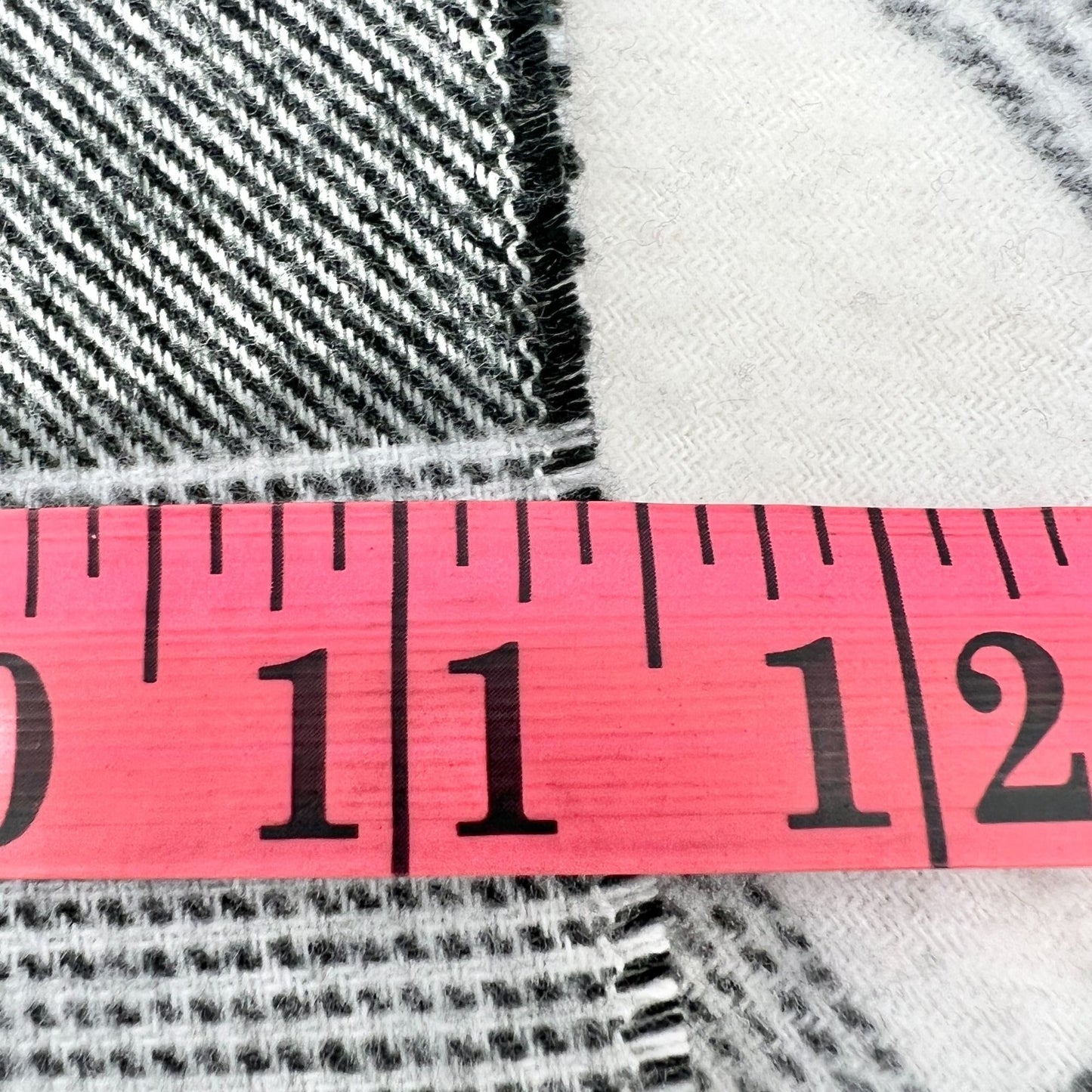 Cashmink V. Fraas Scarf Black White Plaid 60 x 11.5 Fringed Germany